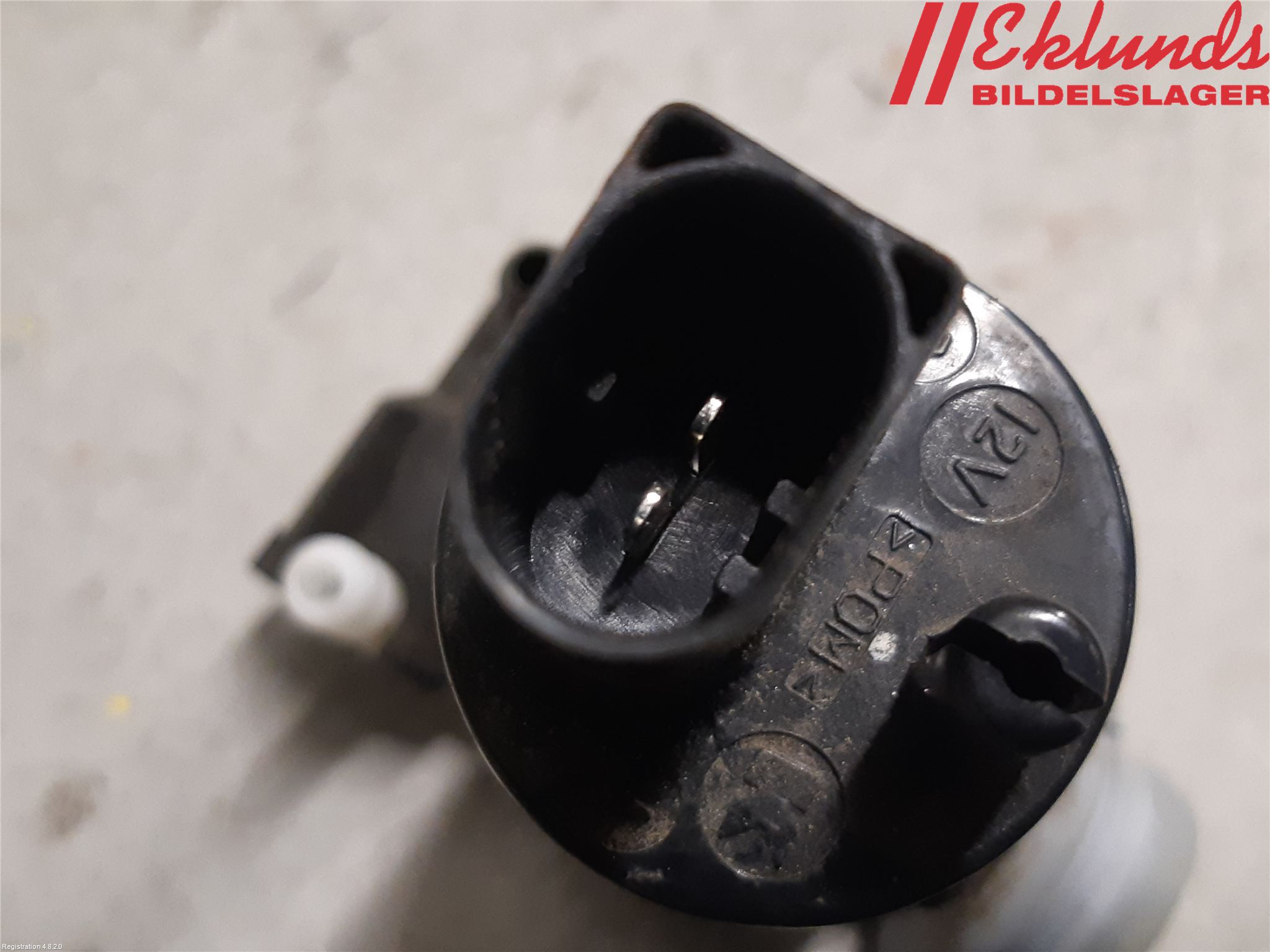 Volvo XC90/RECHARGE 16- Spolarpump Vindruta