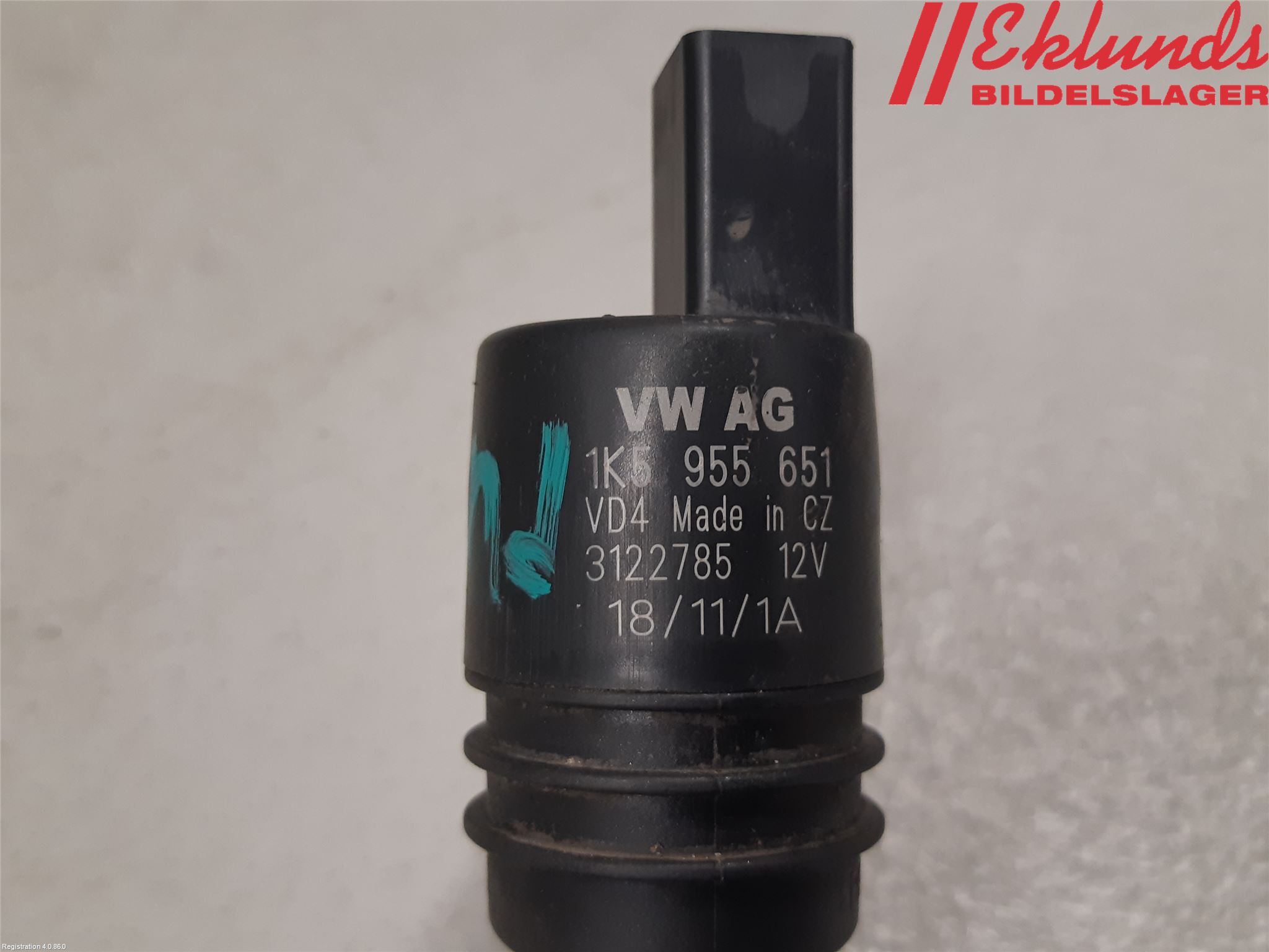 Volkswagen VW PASSAT 11-14 Spolarpump Vindruta