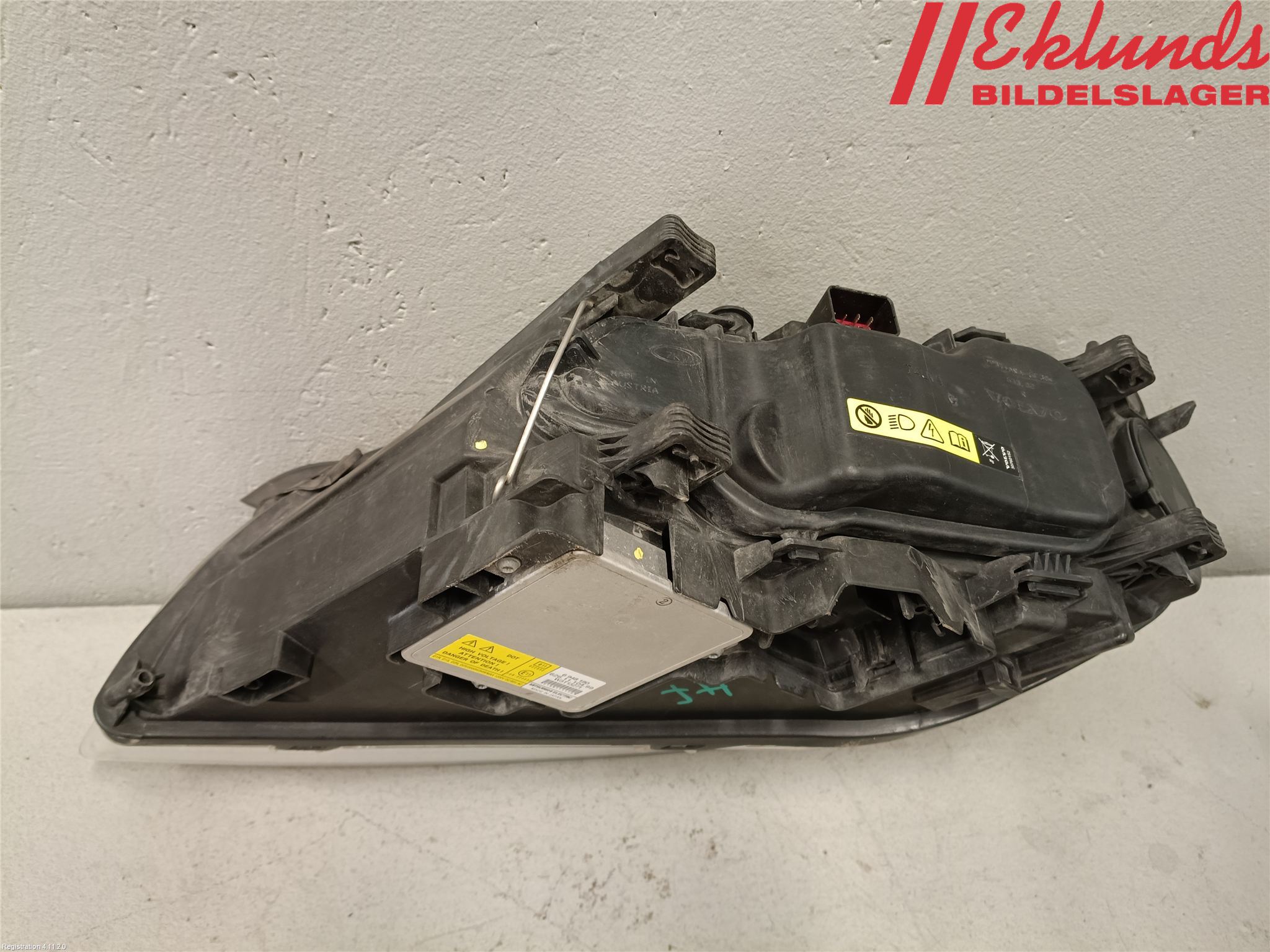 Volvo V70 08-13 Strålkastare Höger