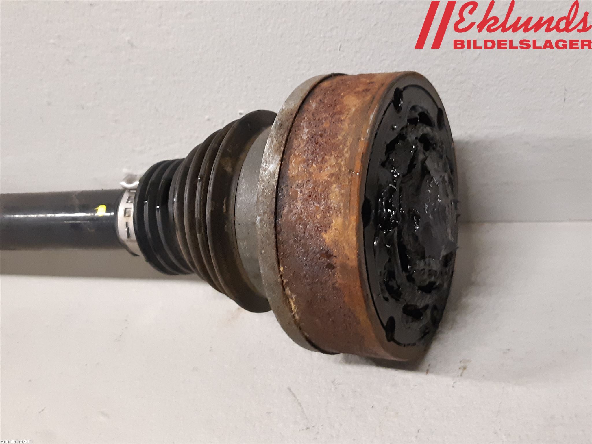 Volkswagen VW GOLF PLUS/CROSS GOLF 04-14 Drivaxel Fram Vänster