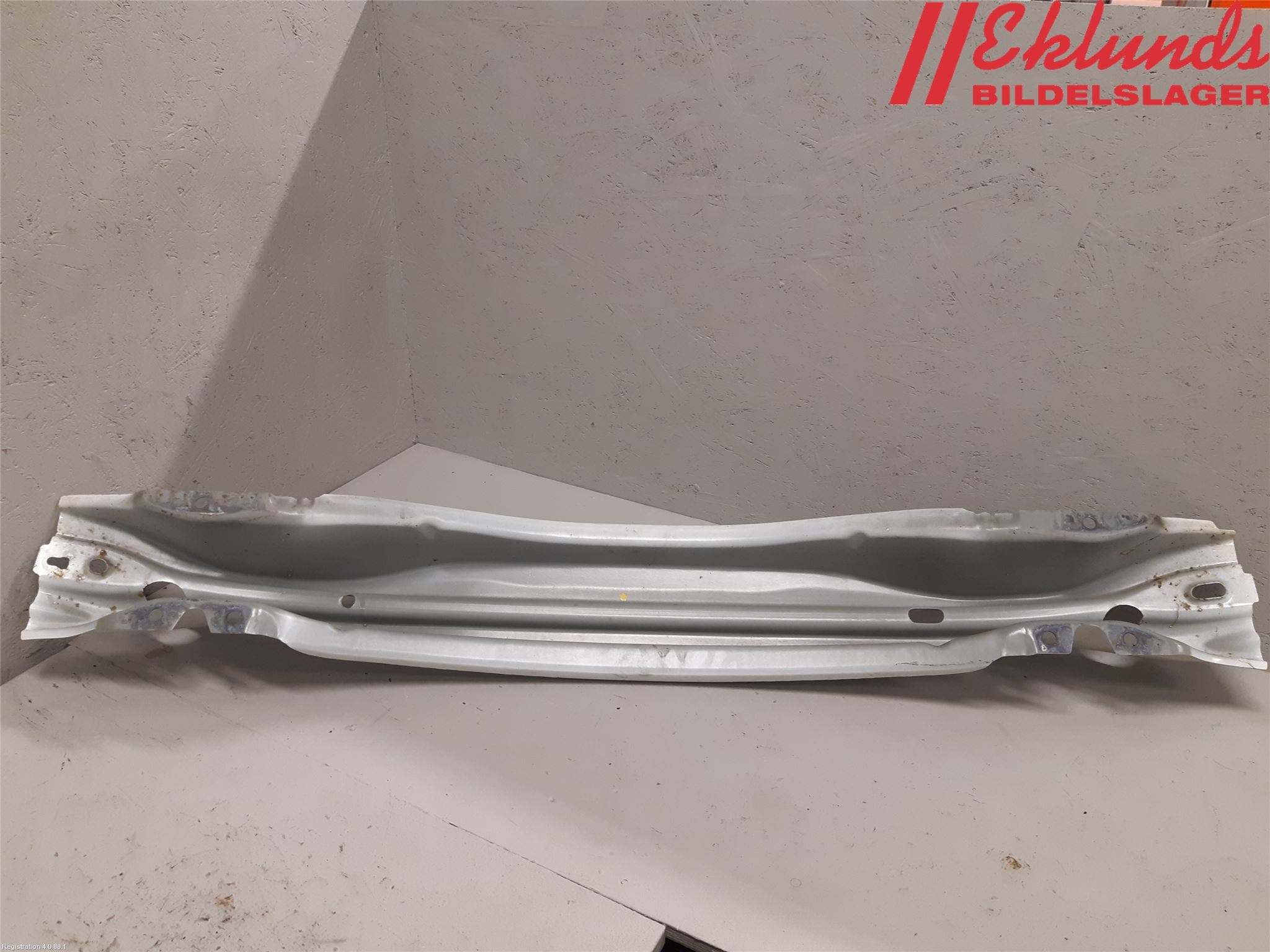 Volvo S60 14-18 Stötfångarbalk Bak