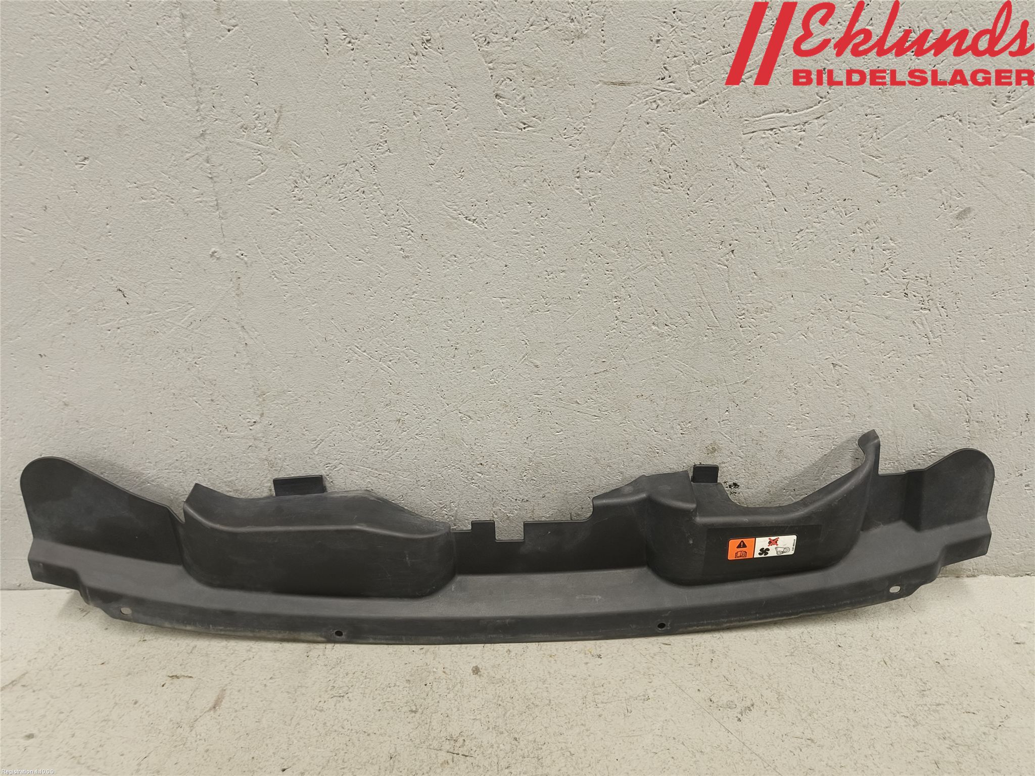 Ford KUGA 08-12 Täckplast Front