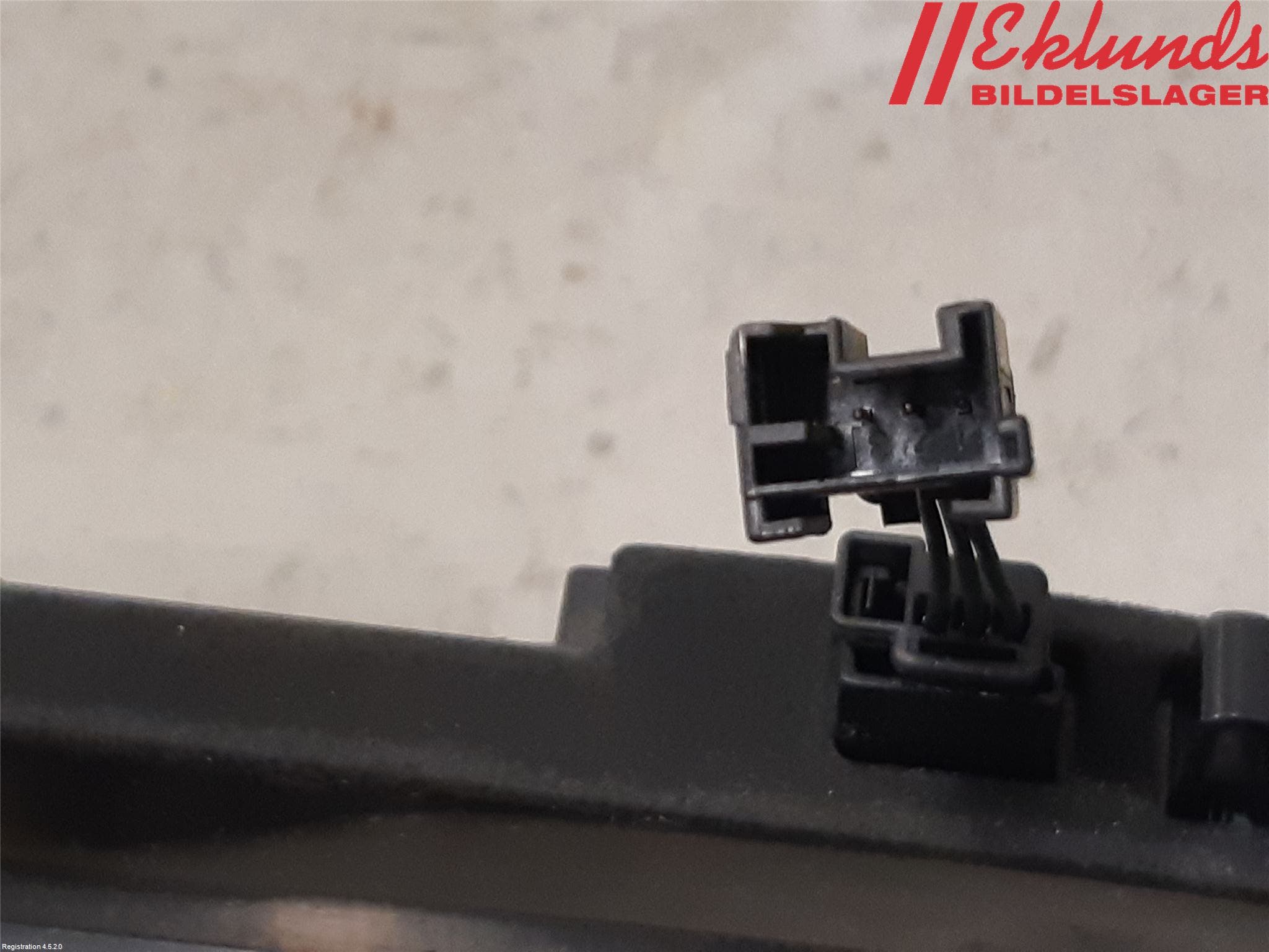 Volvo V90 CROSS COUNTRY 17->> Bromsljus Bakruta