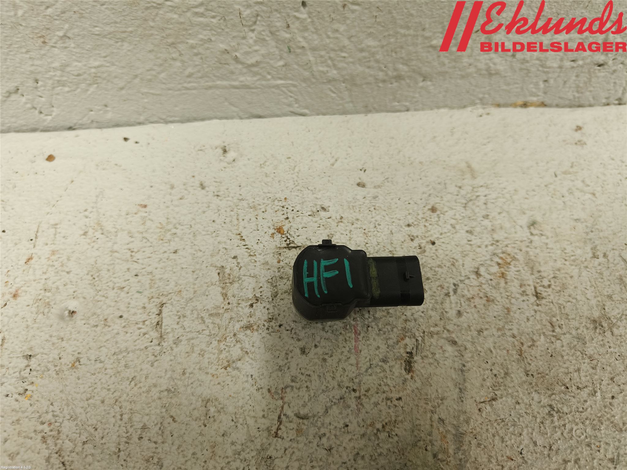 Volkswagen VW PASSAT 11-14 Parkeringshjälp Frontsensor