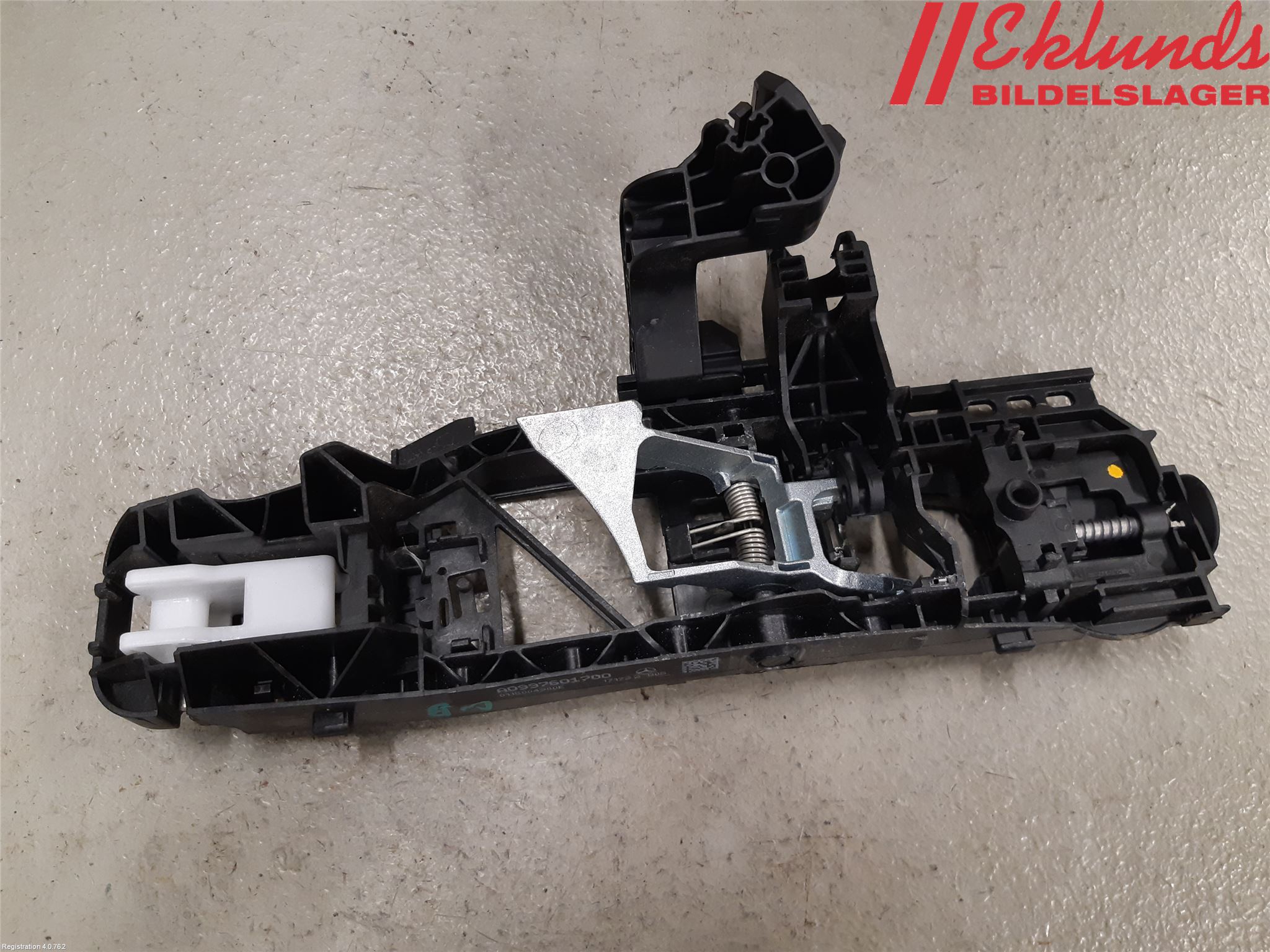 Mercedes-Benz MB E-KLASS (W213) 16-23 Dörrhandtag Yttre Vä