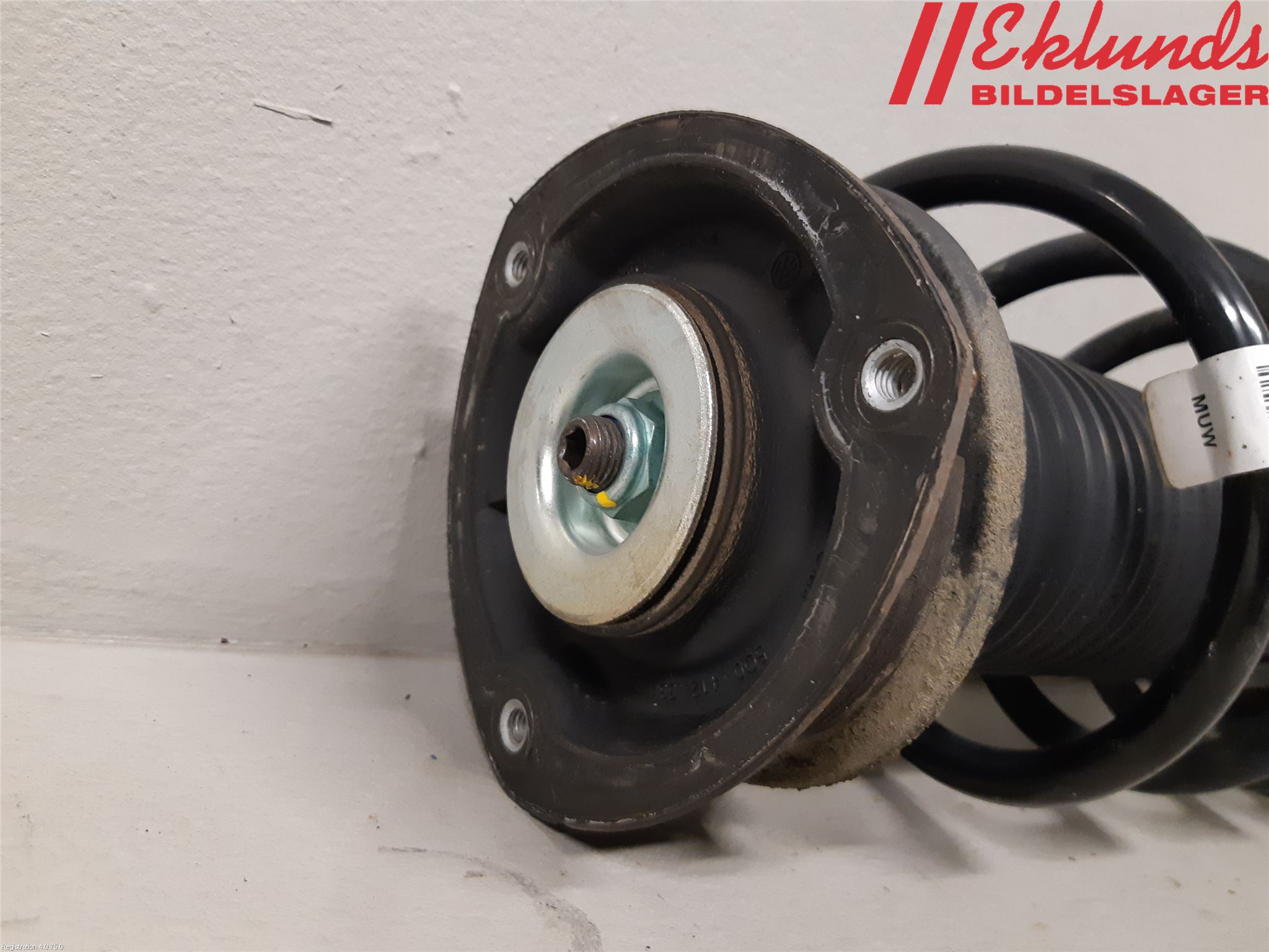 Seat ATECA 16->> Fjäderben Fram Vänster