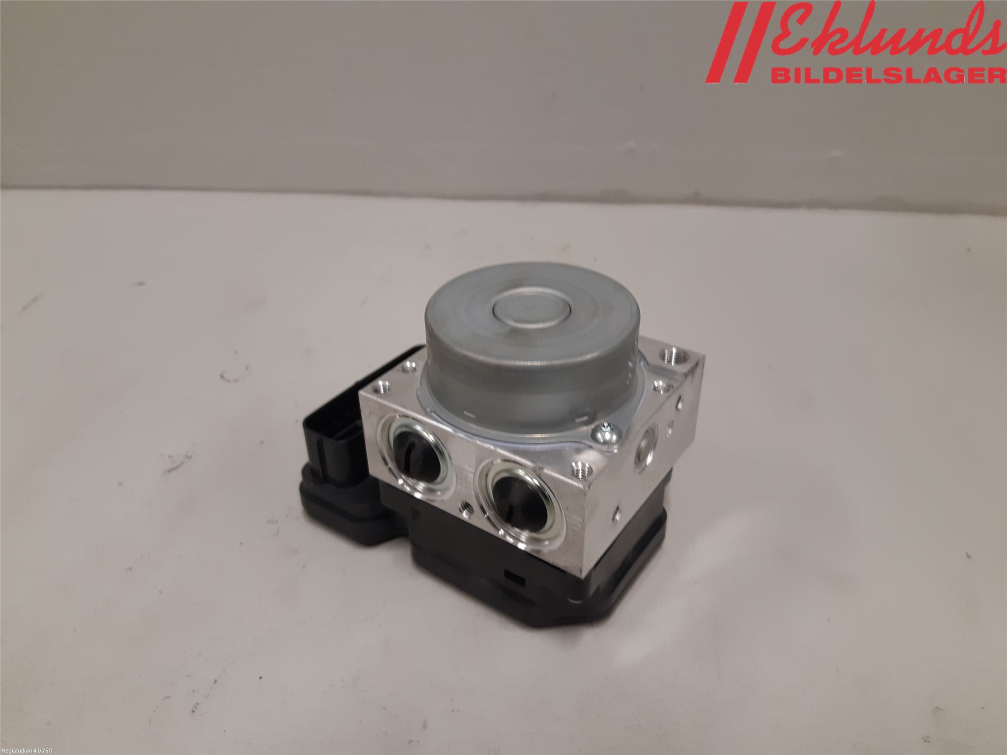 Toyota COROLLA 19- Abs Hydraulaggregat