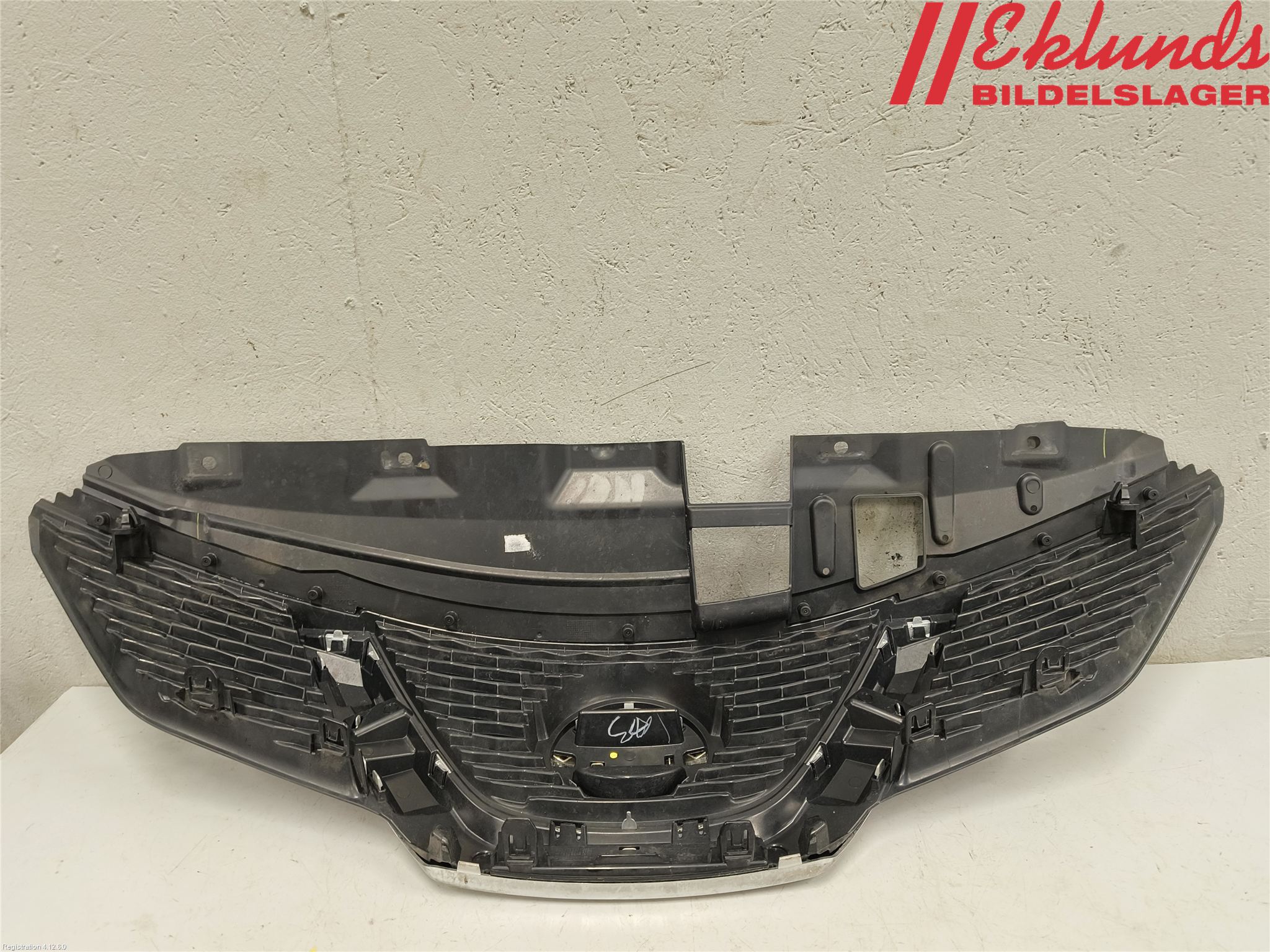 Nissan QASHQAI 14-17 Grill Komp