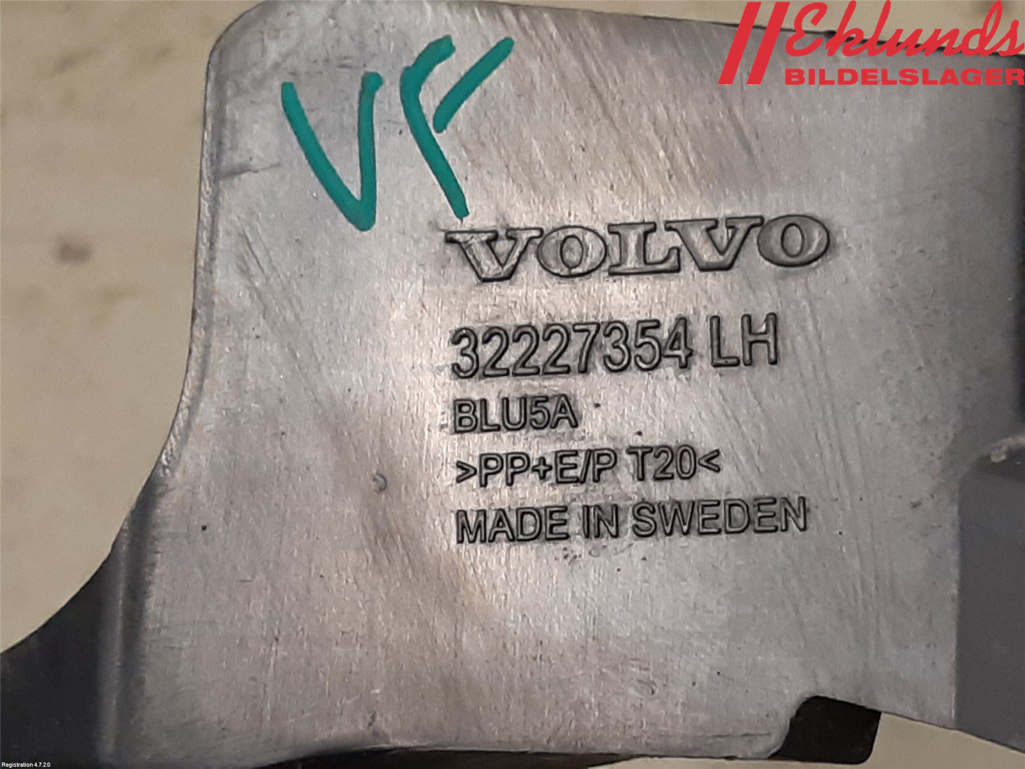 Volvo V90 17->> Stötfångarfäste Fram Vä