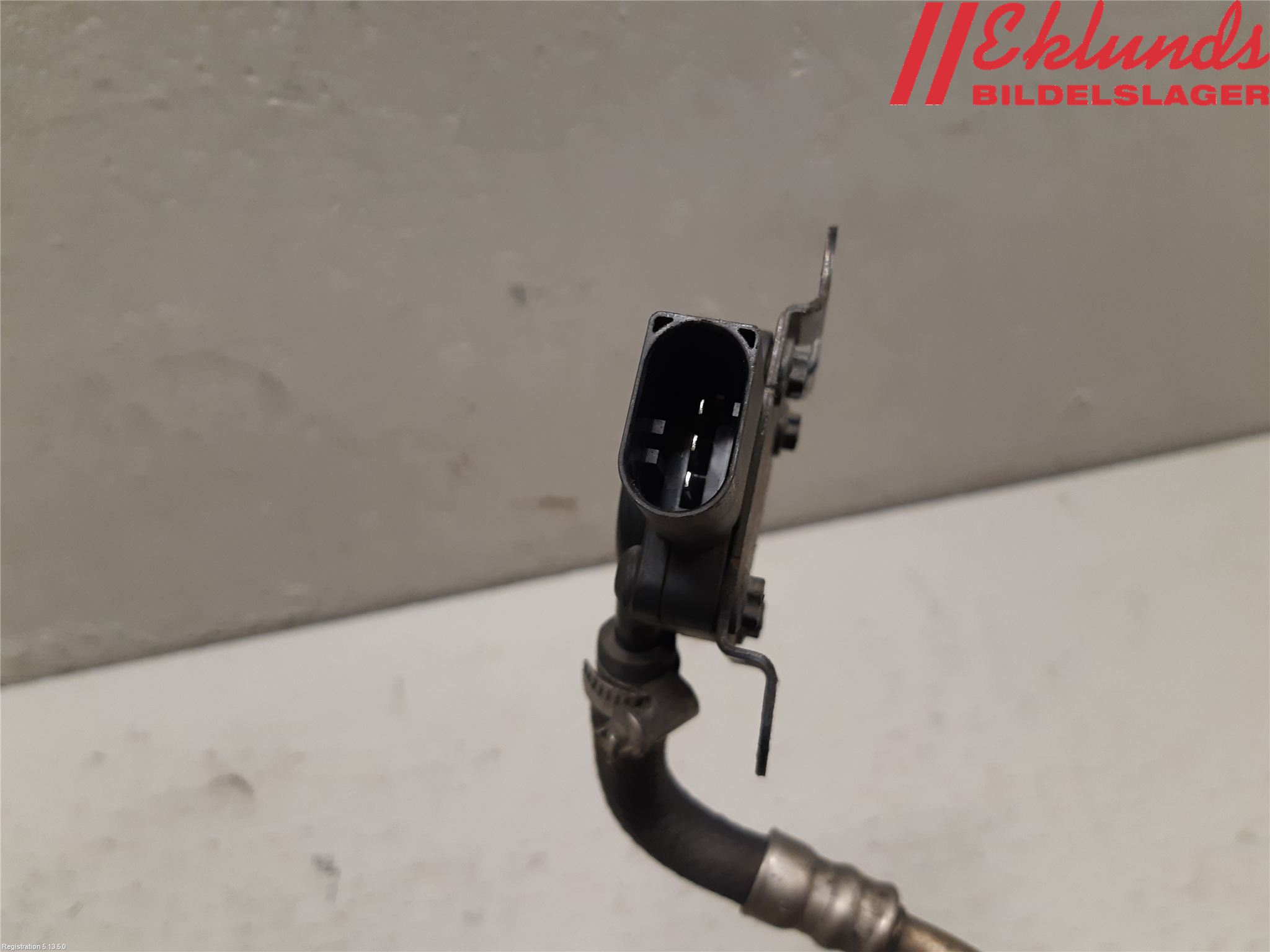 BMW 5 GT F07 09-17 Sensor Avgas