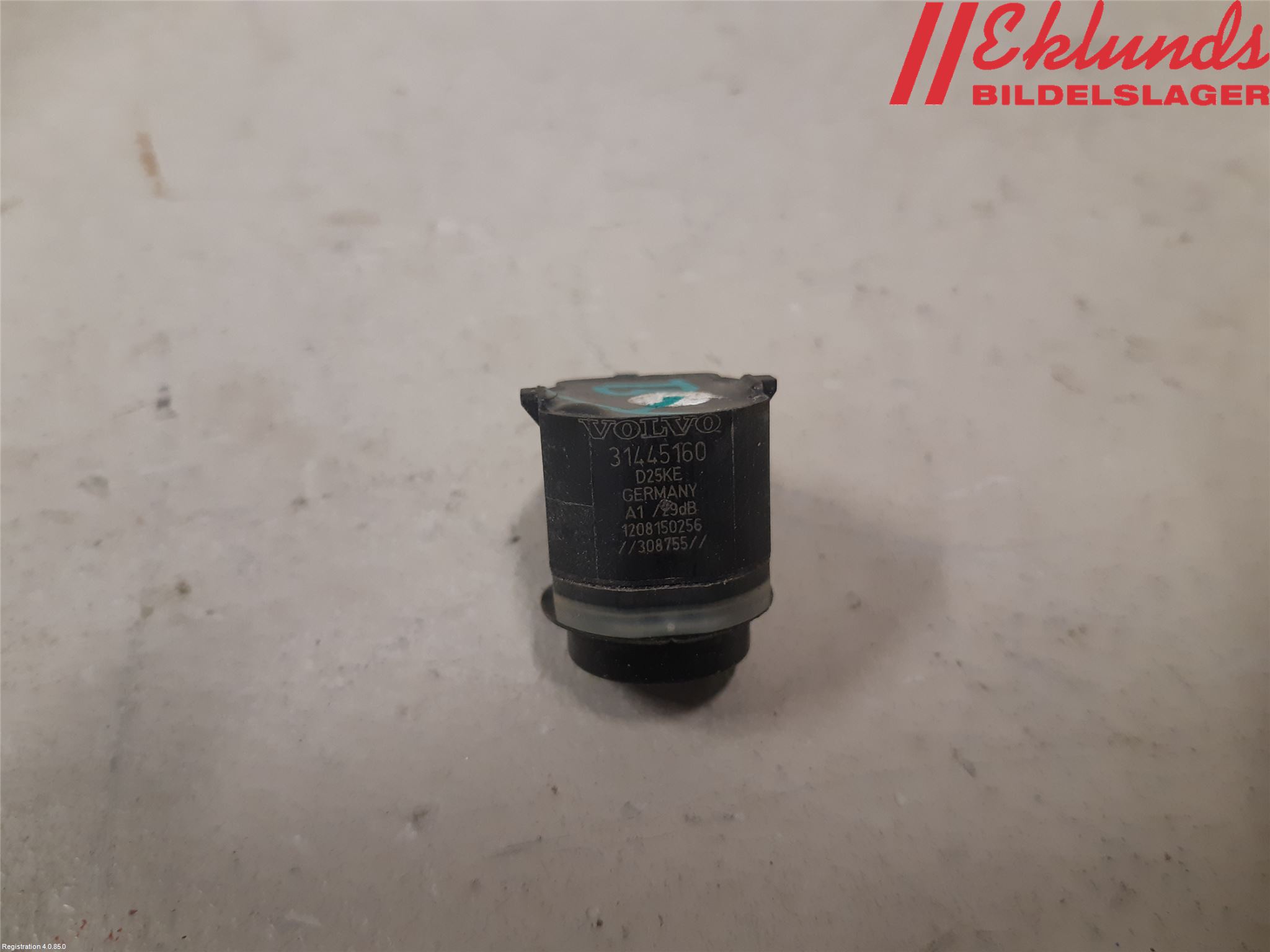 Volvo V40 12-19 Parkeringshjälp Backsensor