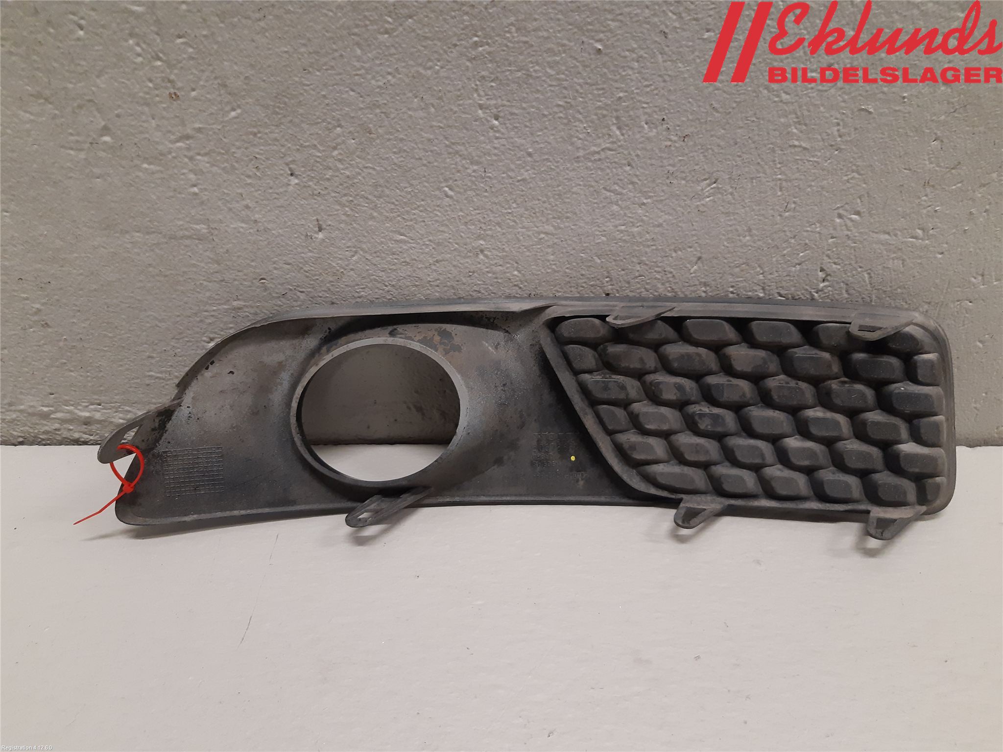 Volvo V70 08-13 Dimljussarg Fram