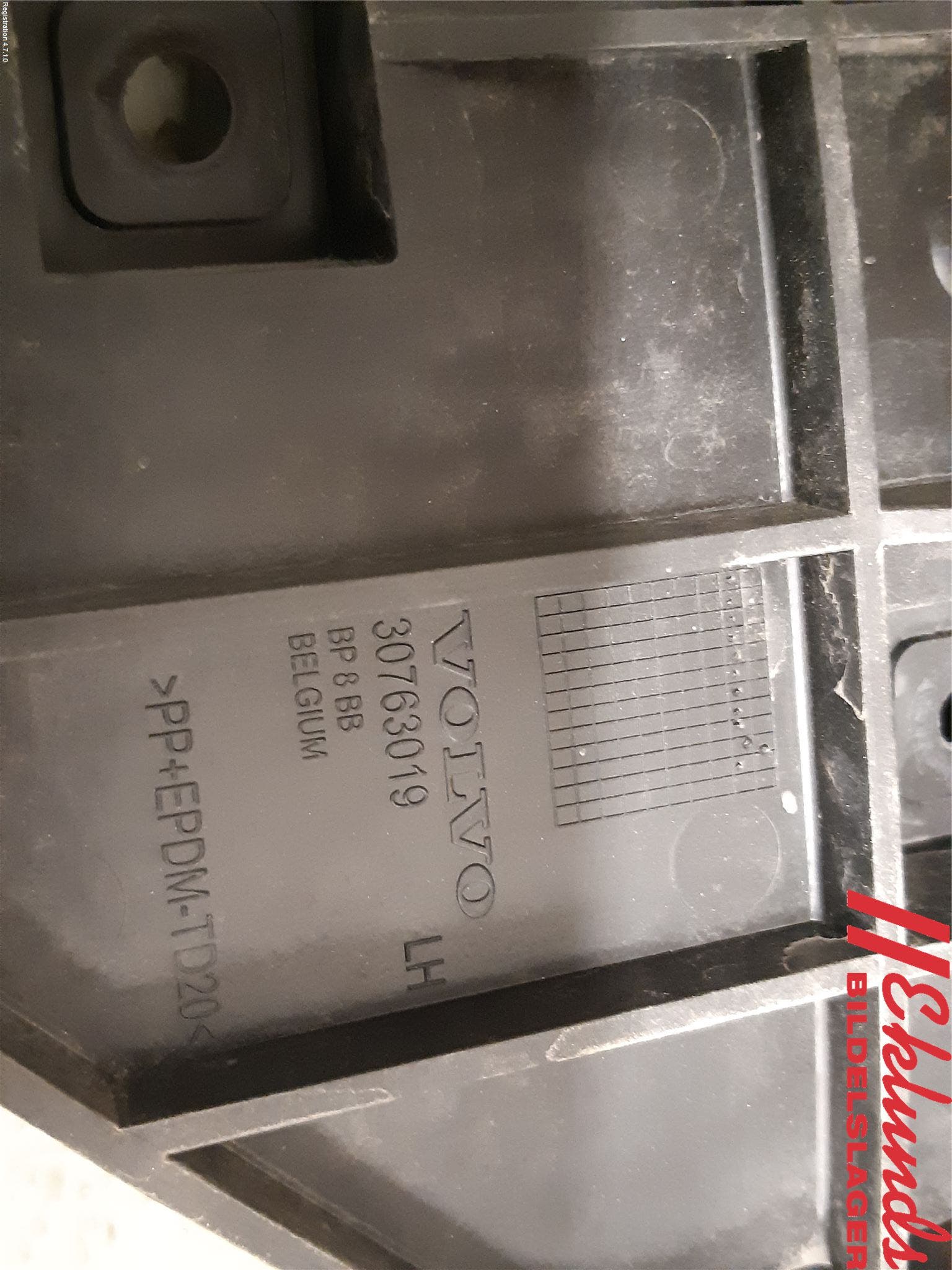 Volvo V50 08-12 Stötfångarfäste Bak Vä