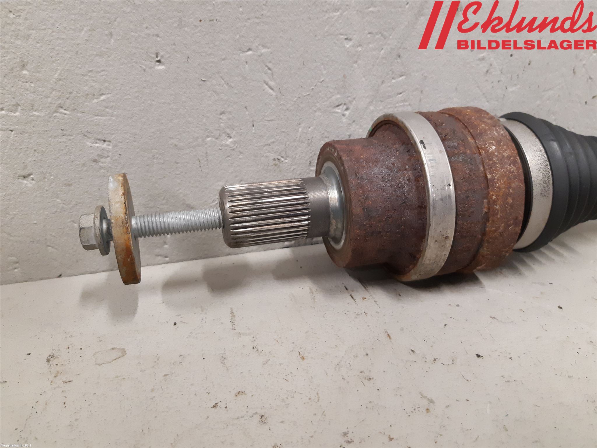Volvo V40 CROSS COUNTRY 13-19 Drivaxel Bak Vänster
