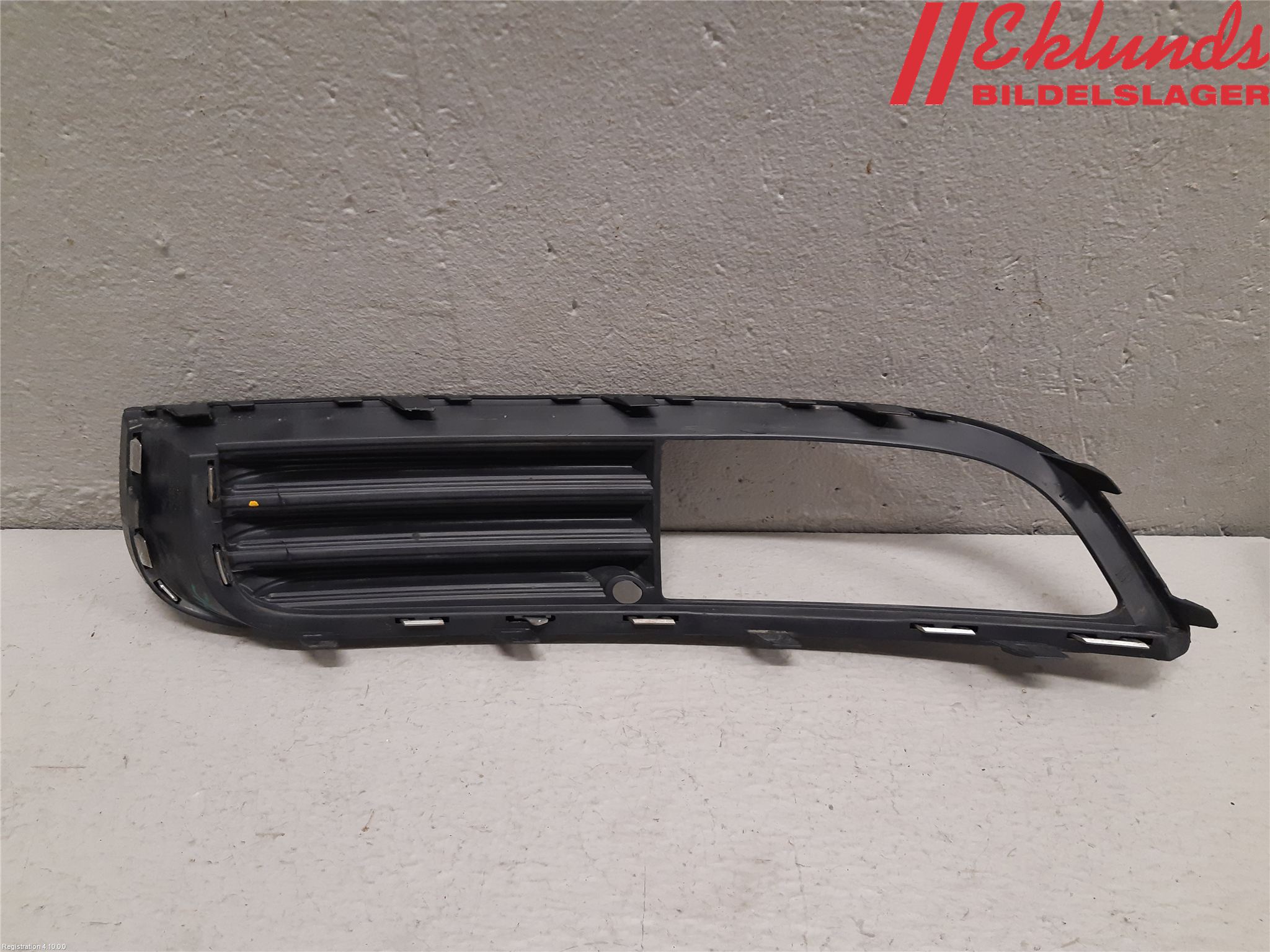 Opel INSIGNIA 09-16 Dimljussarg Fram