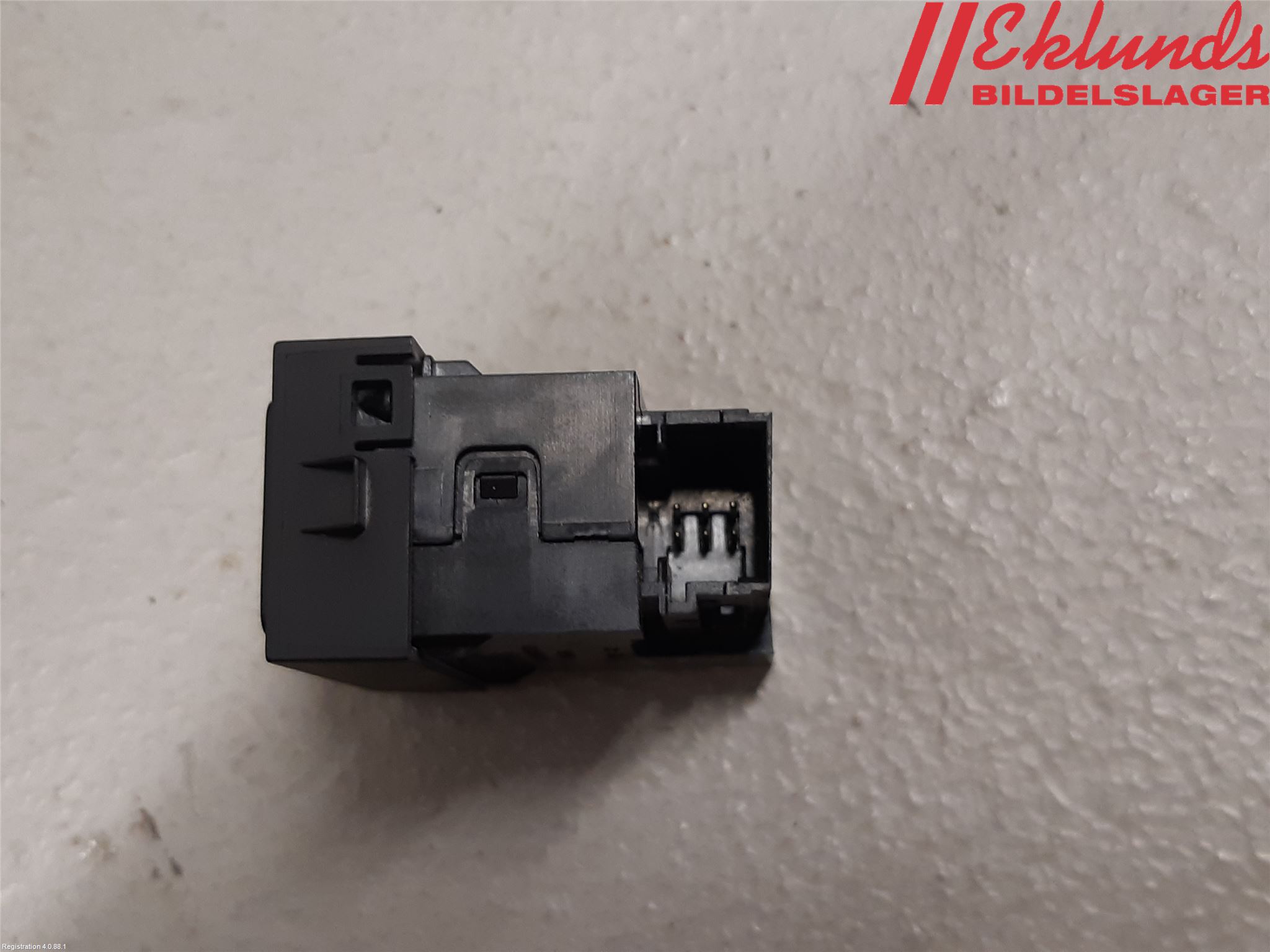 Citroen COTROEN C3 17-24 Strömställare Stolvärme