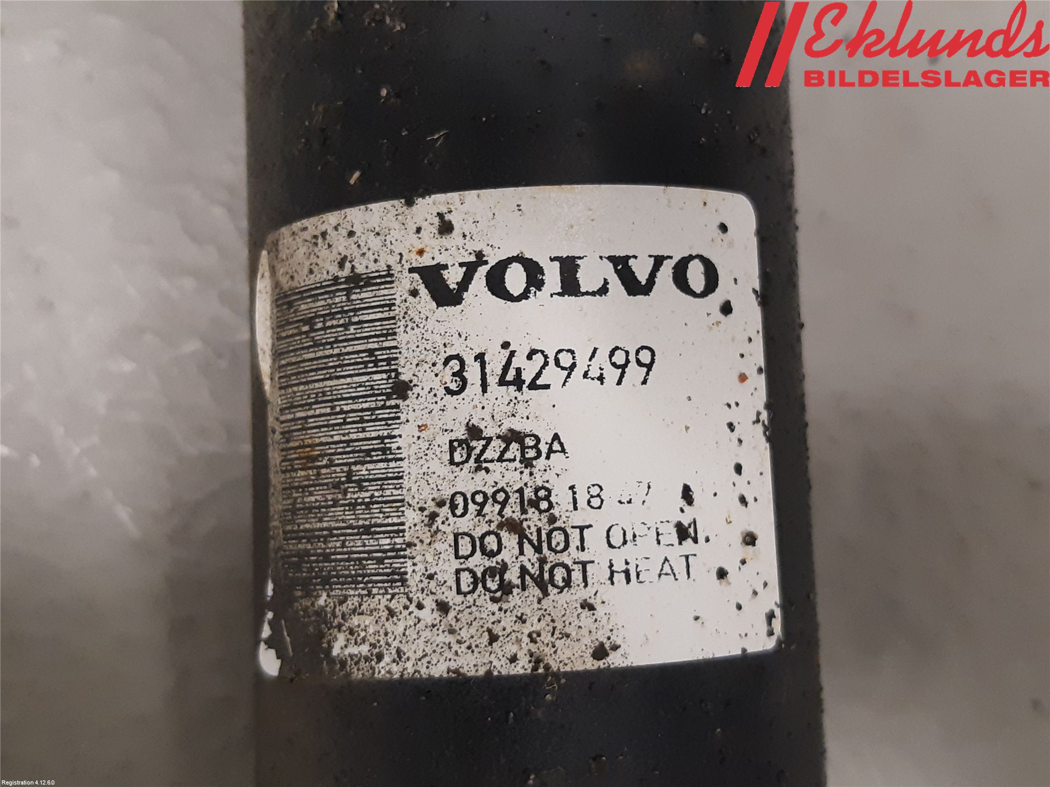 Volvo V60 CROSS COUNTRY 16-18 Stötdämpare Bak