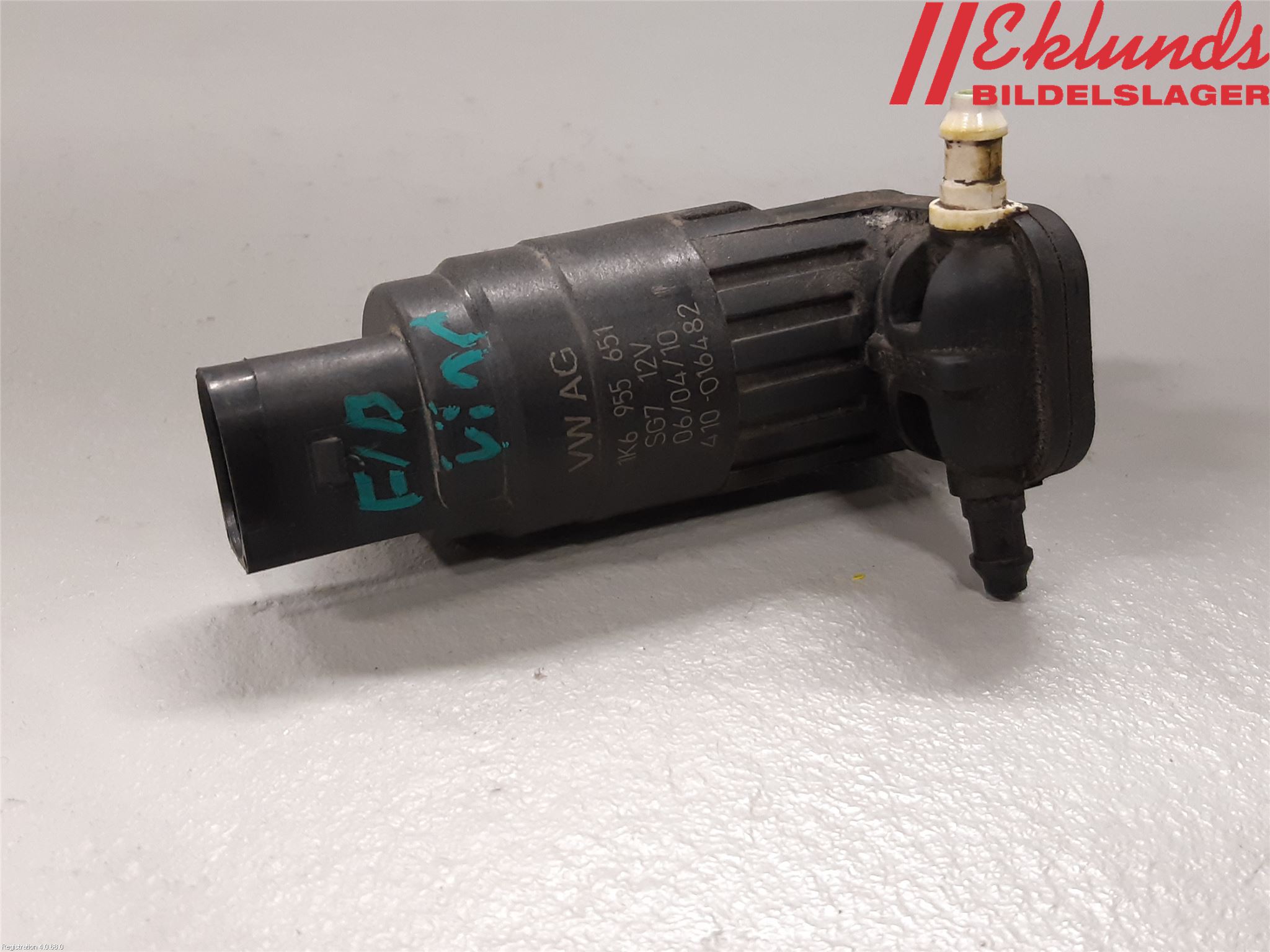 Volkswagen VW GOLF VI 09-13 Spolarpump Vindruta