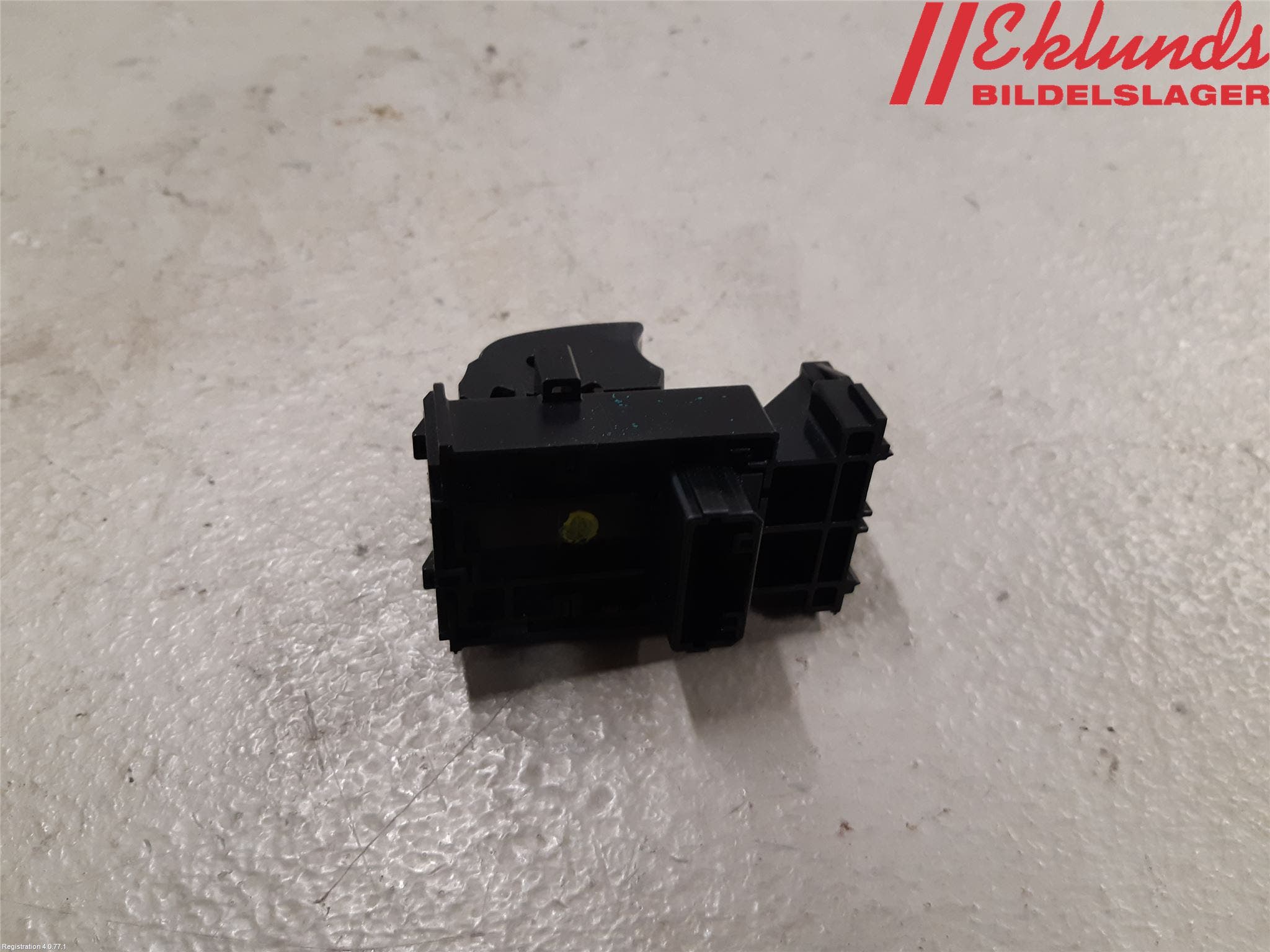 Toyota RAV4 19- Strömställare Elhiss