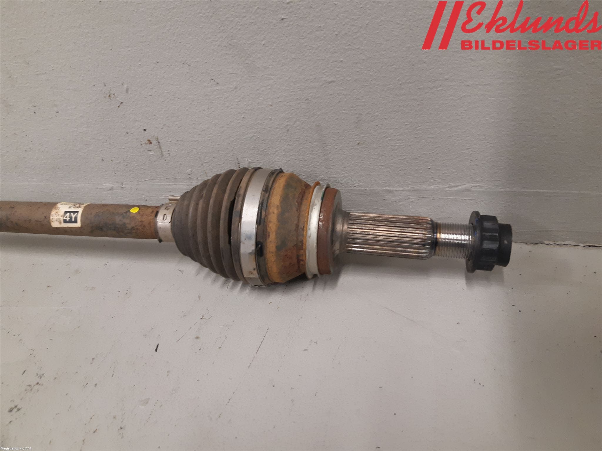 Toyota RAV4 19- Drivaxel Bak Höger