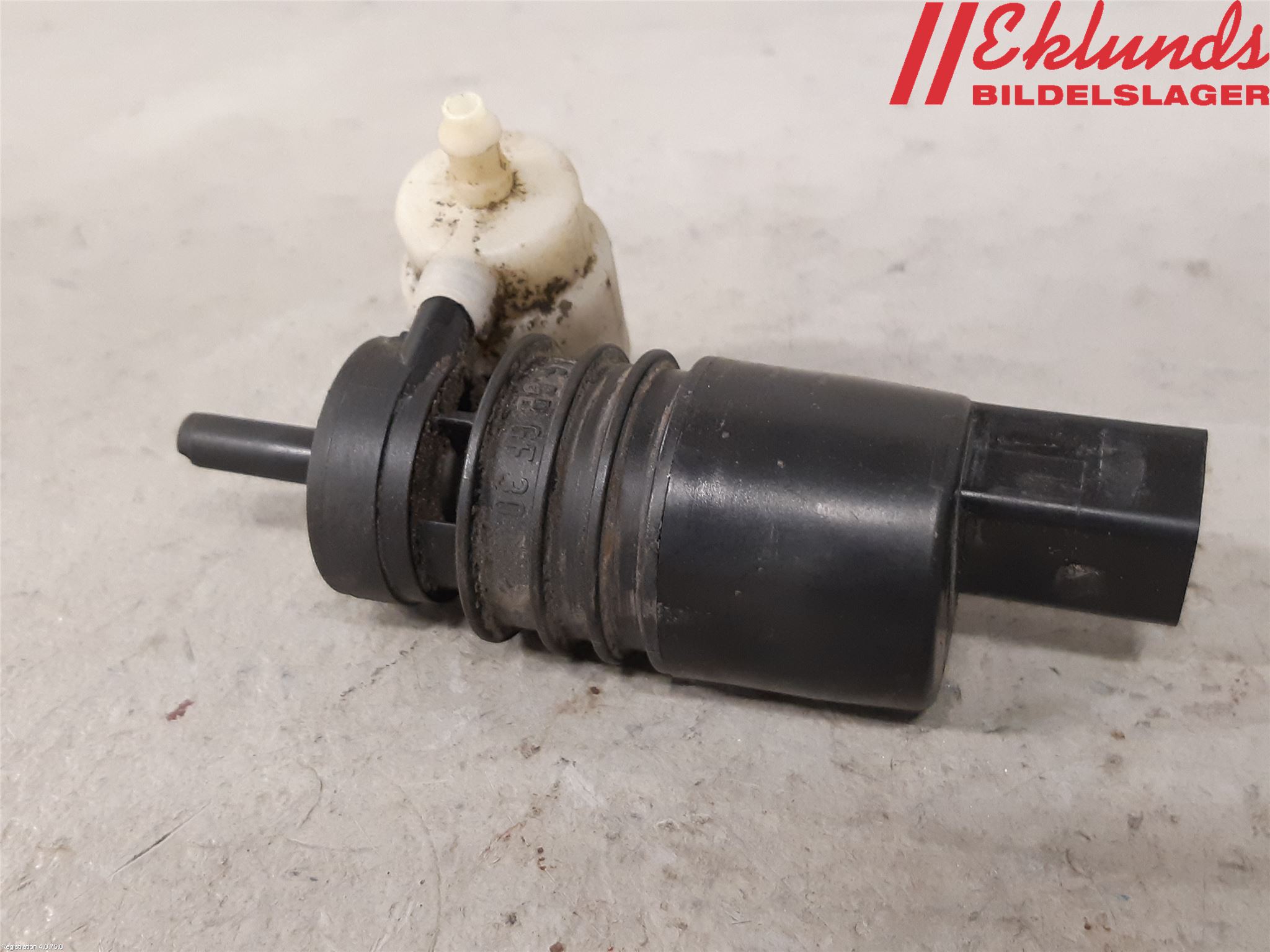 Volkswagen VW PASSAT 11-14 Spolarpump Vindruta