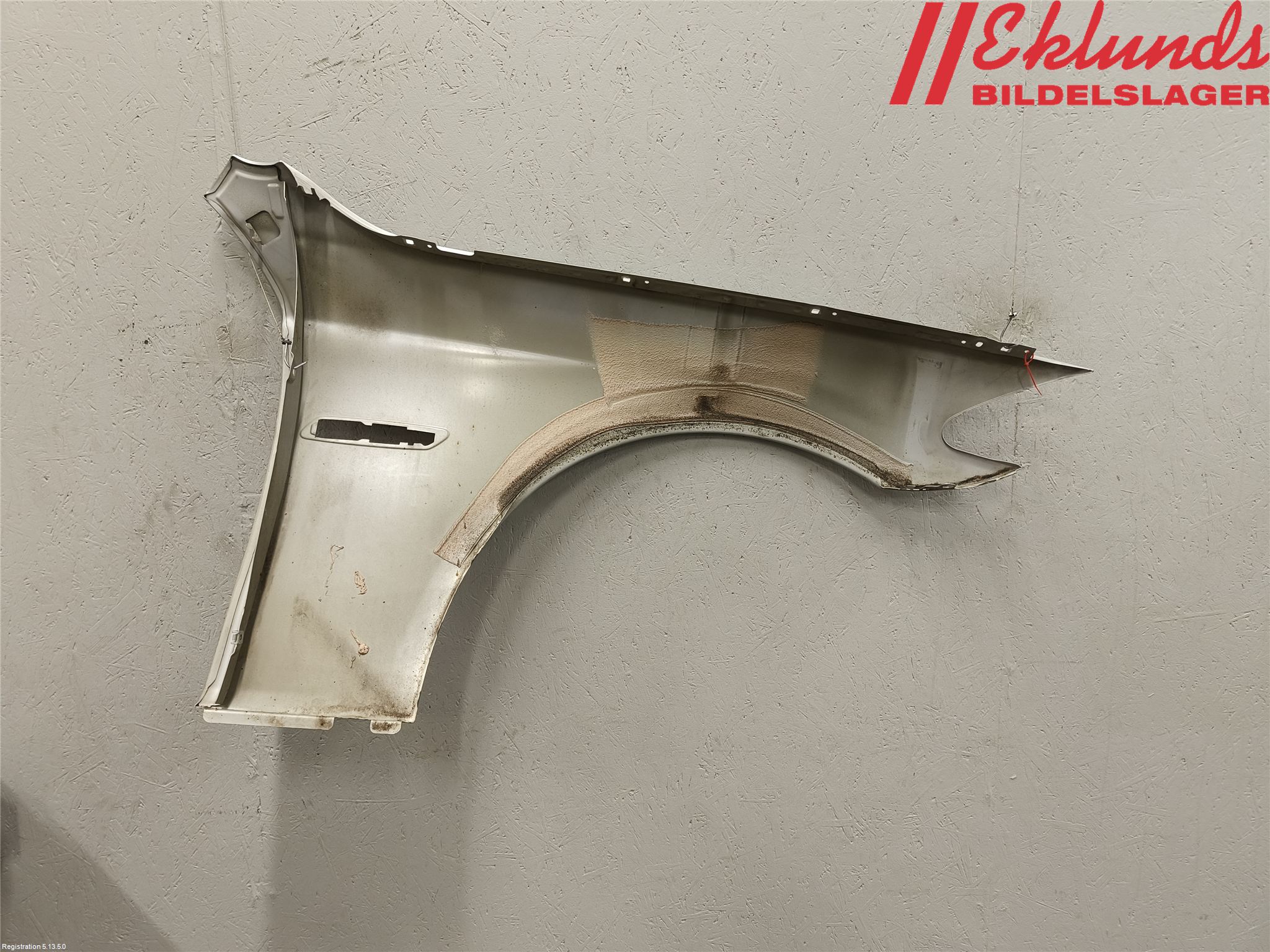 BMW 5 F10/F11/F18 09-17 Skärm Fram Vänster