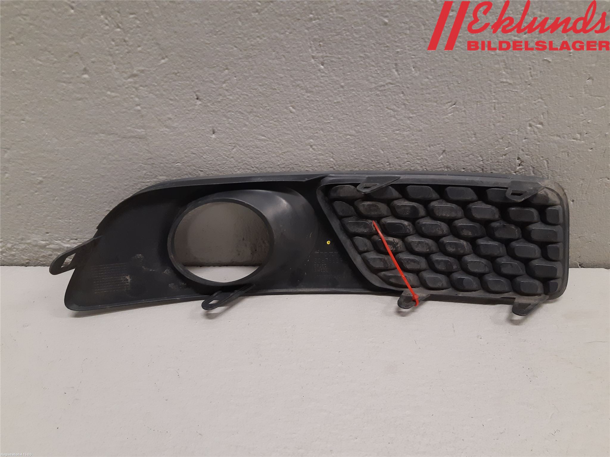 Volvo V70 08-13 Dimljussarg Fram