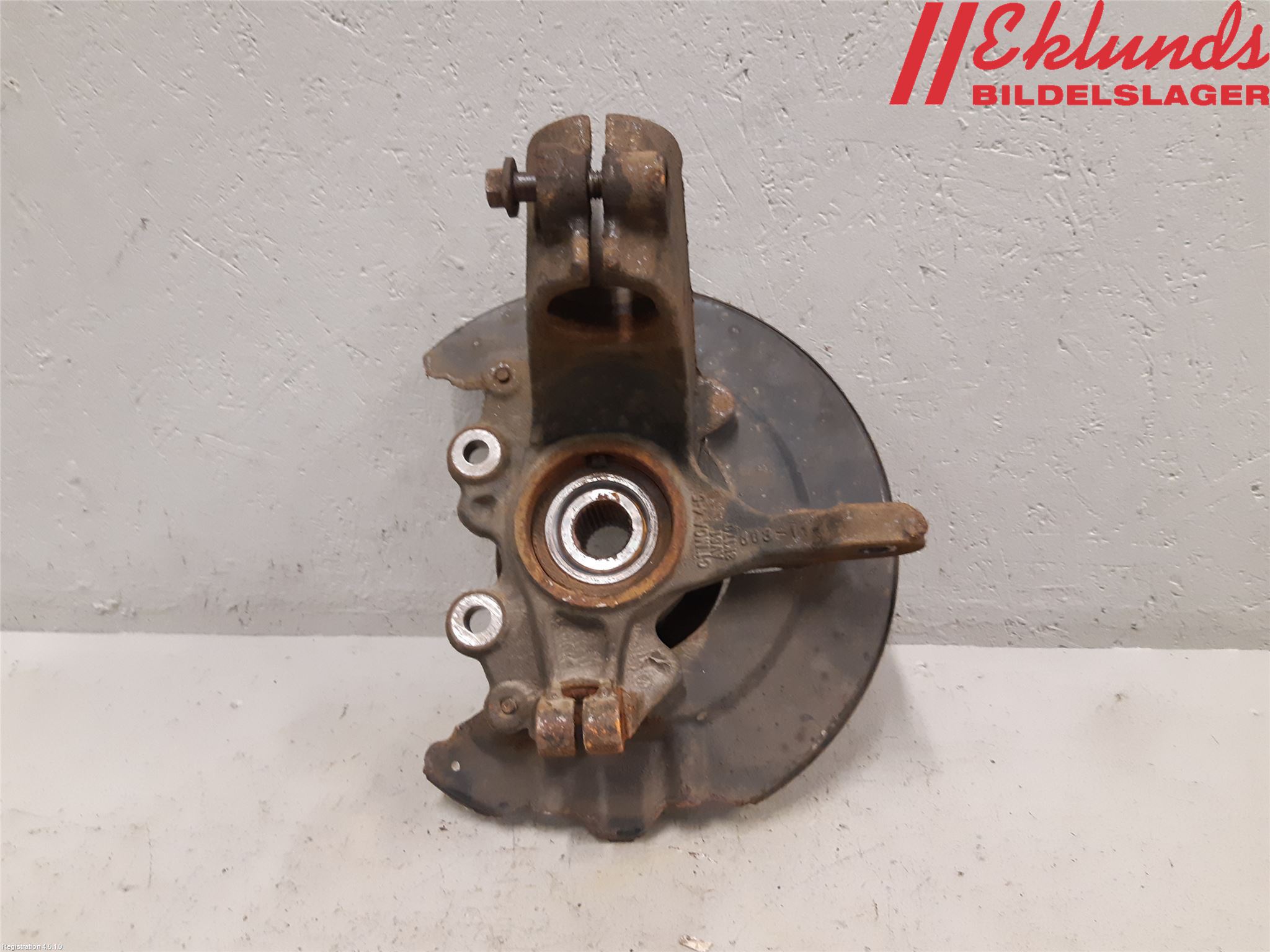 Ford FOCUS 11-14 Styrspindel Lagerhus Hö