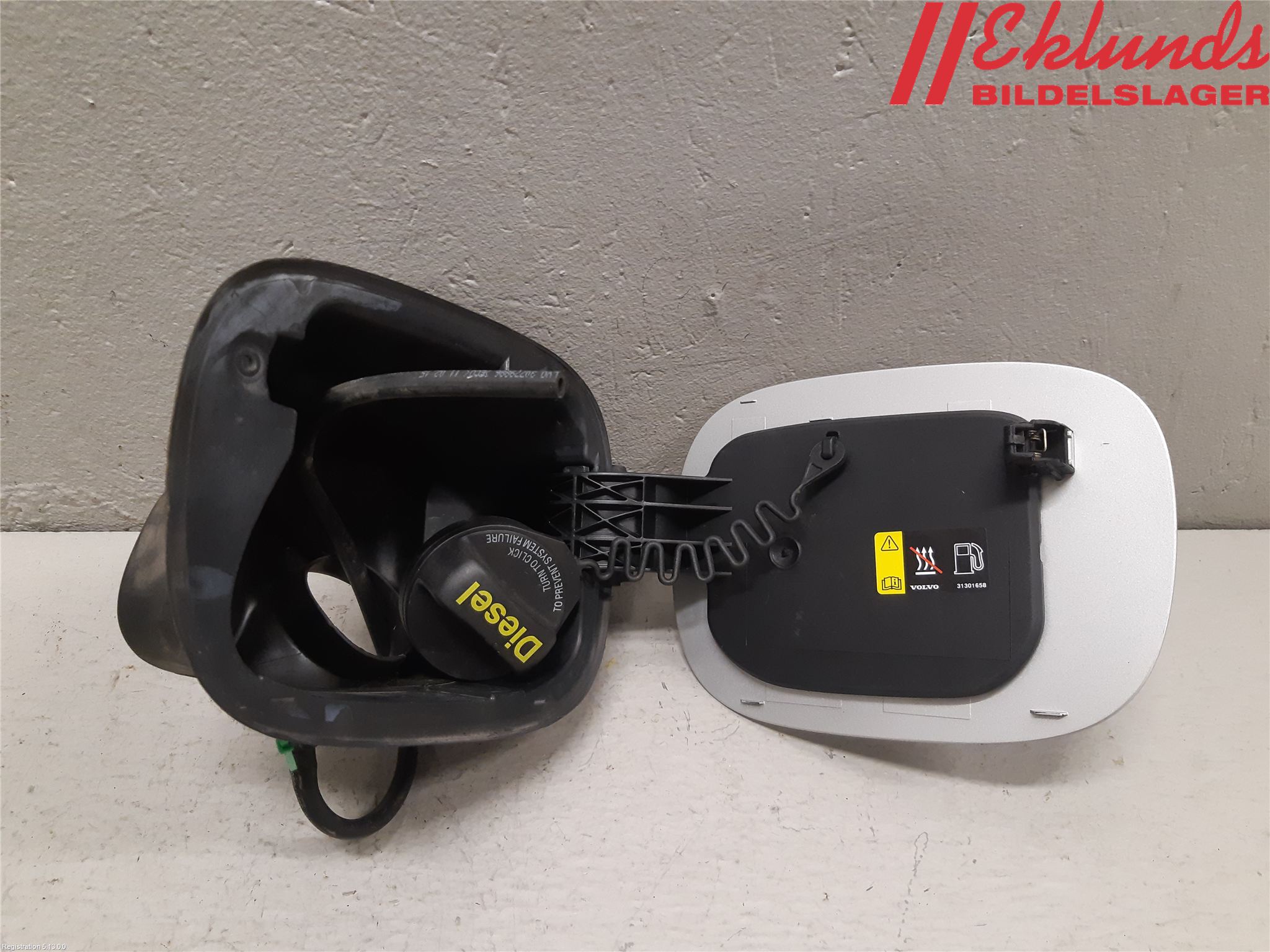 Volvo V70 14-16 Tanklucka