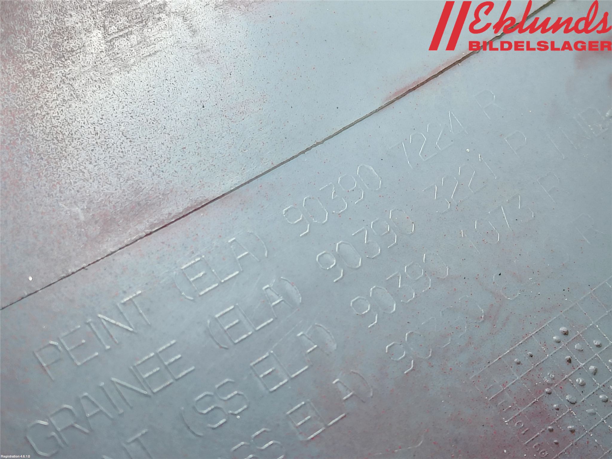 Renault TRAFIC/E-TECH 15- Stötfångardel Bak Hö