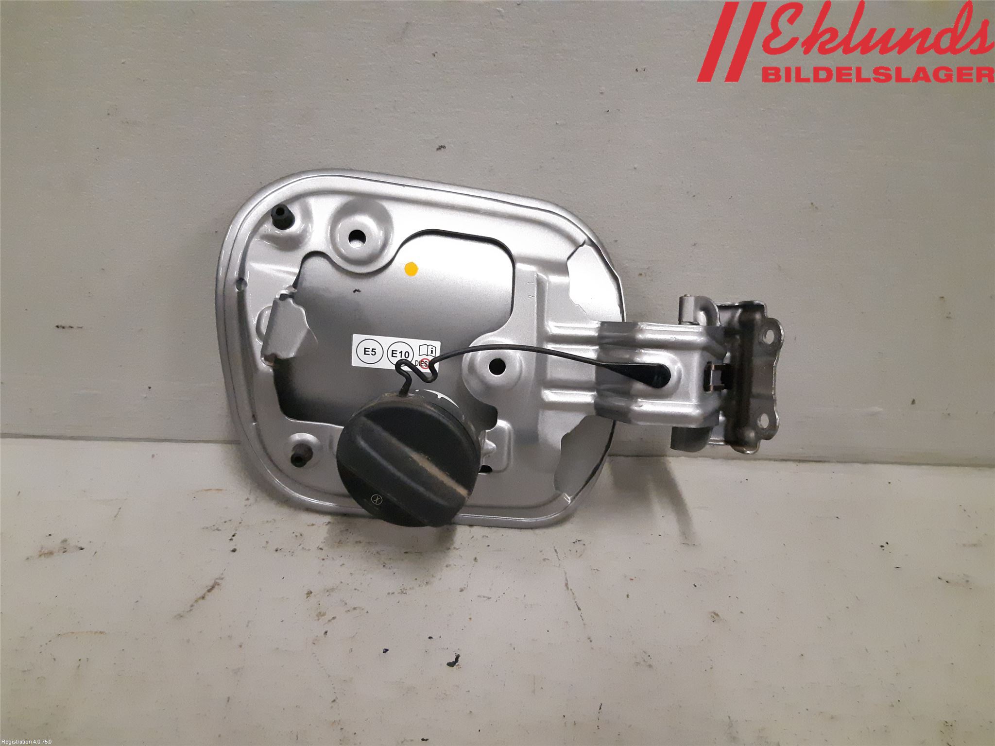 Toyota C-HR 16-23 Tanklucka