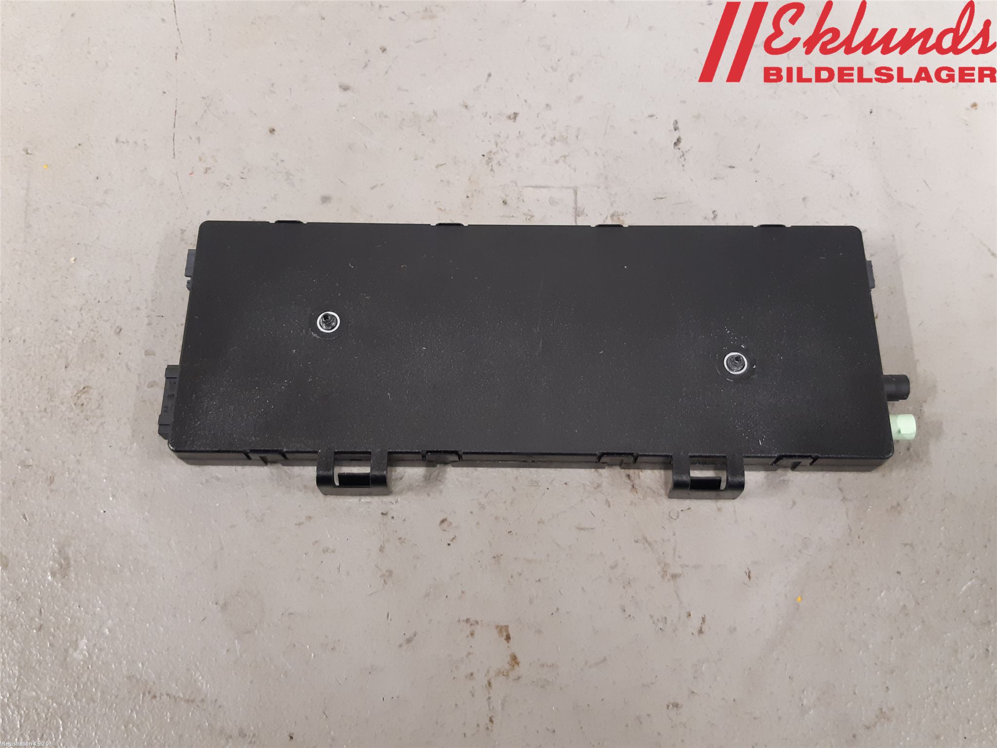 BMW X3 F25 10-17 Antennförstärkare