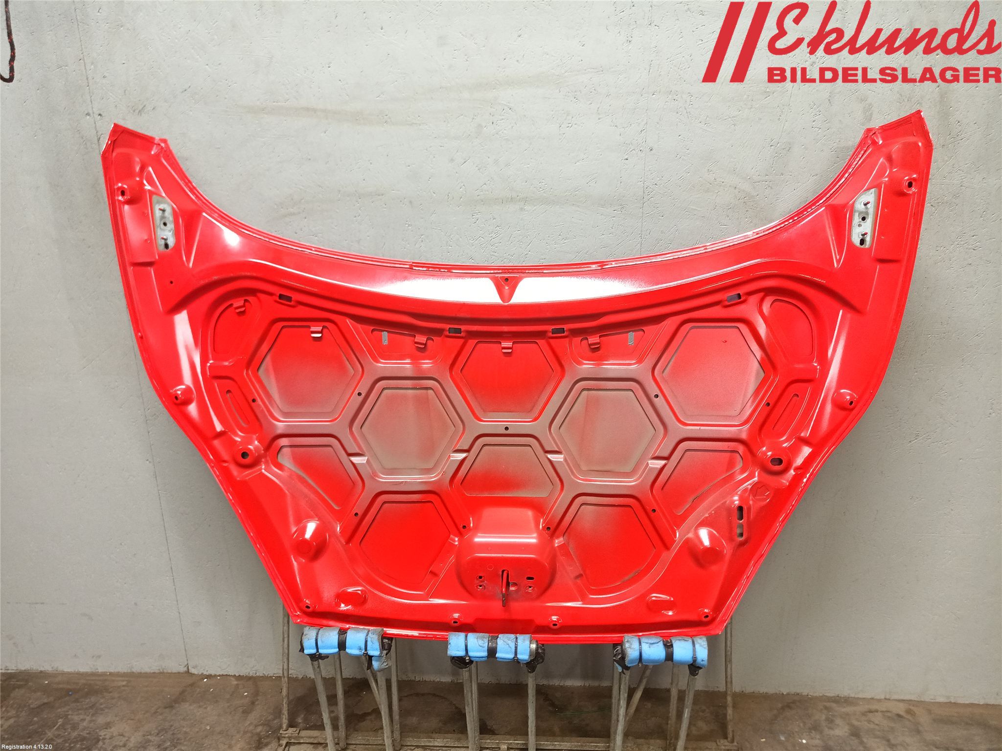Ford FIESTA 13-17 Huv Fram