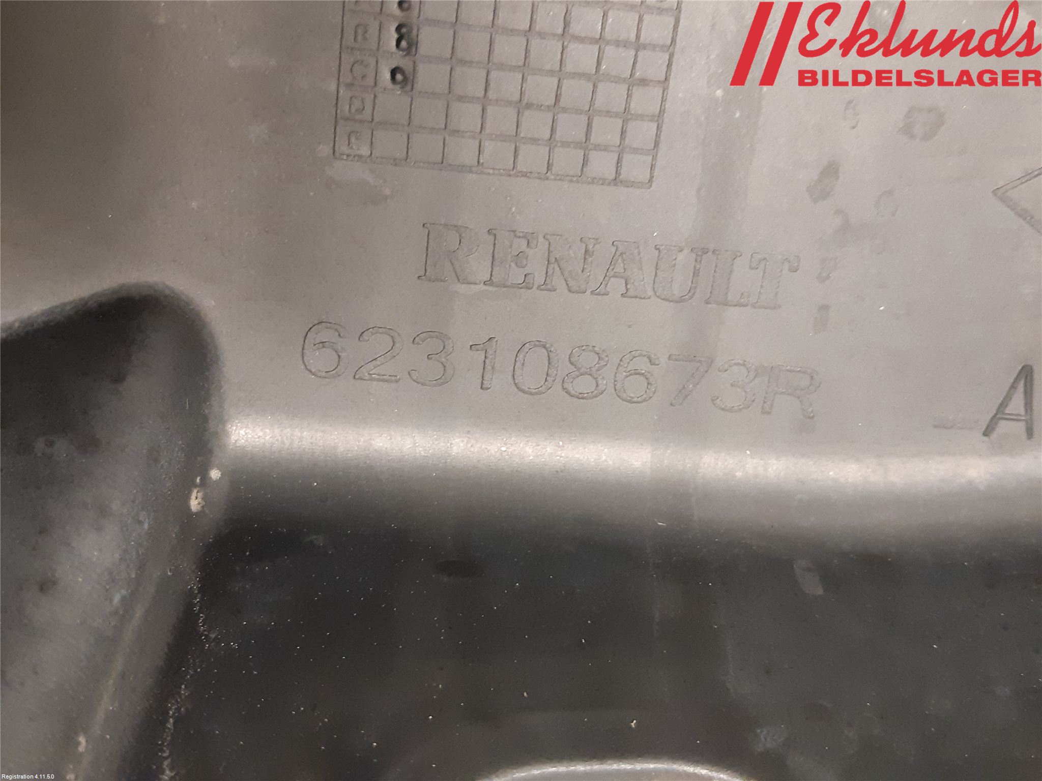 Renault TRAFIC/E-TECH 15- Grill Komp