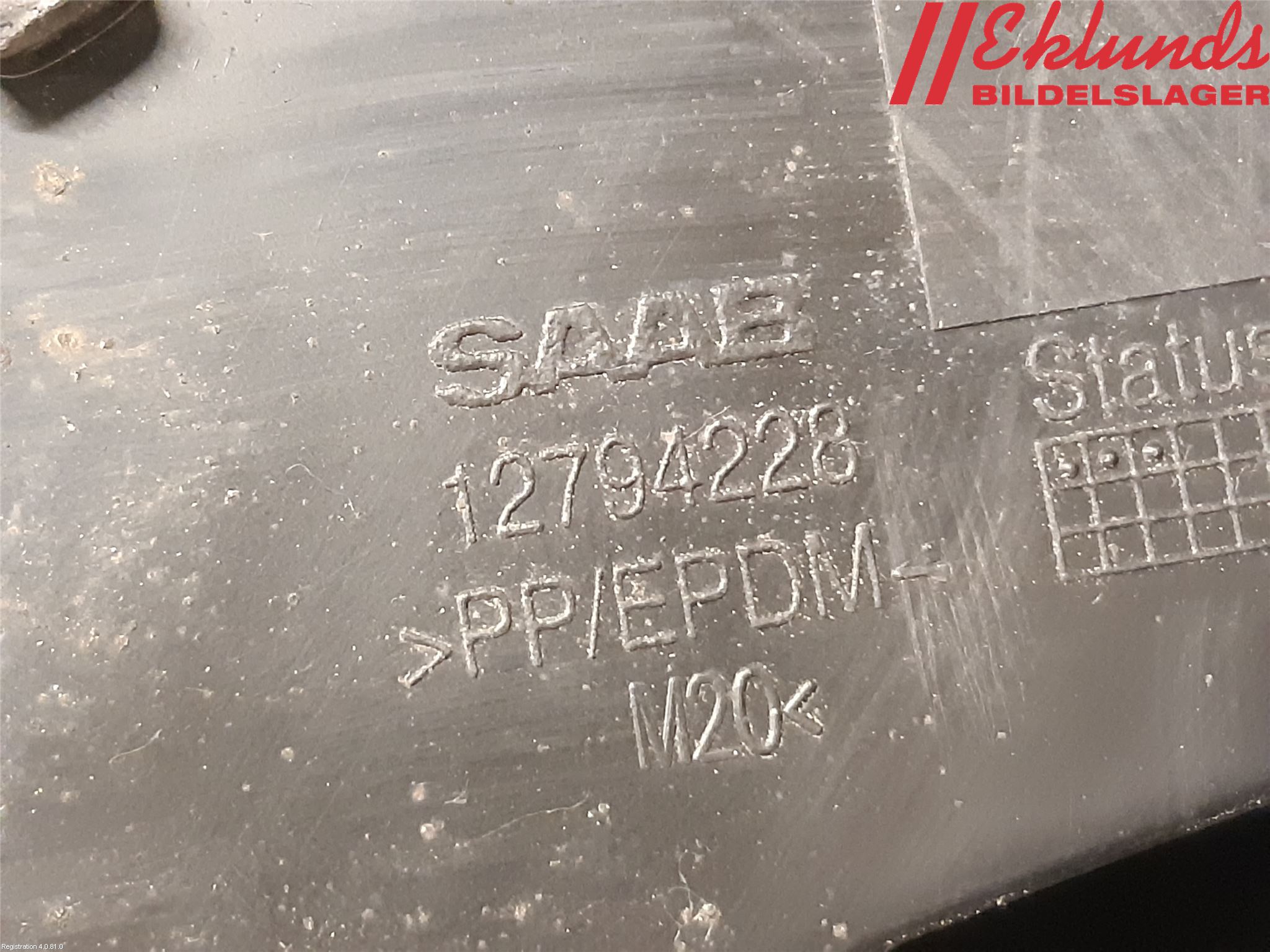 Saab 9-3 VER 2 Stötfångarfäste Bak Vä