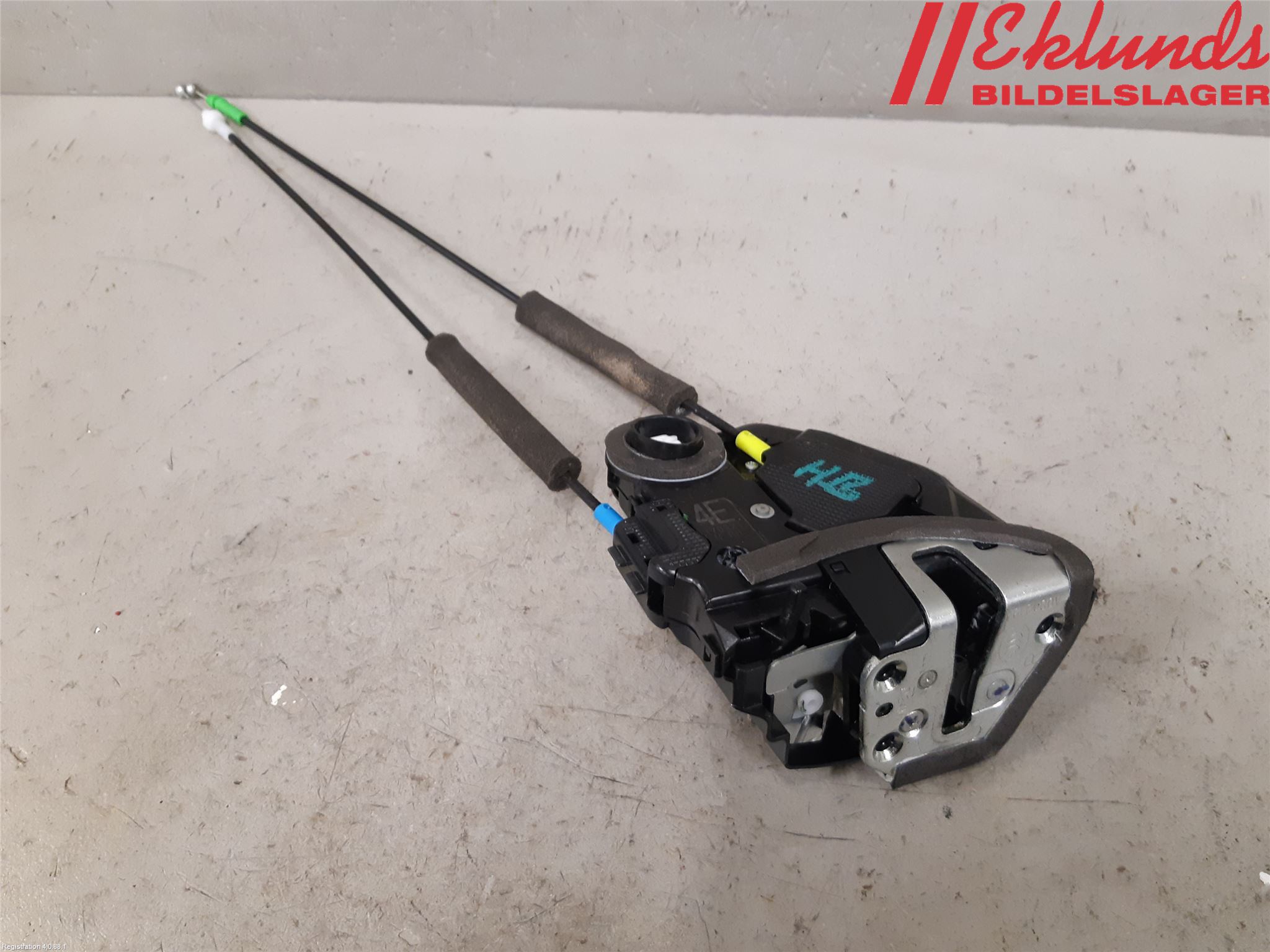 Toyota COROLLA 19- Låskista-Dörrlås