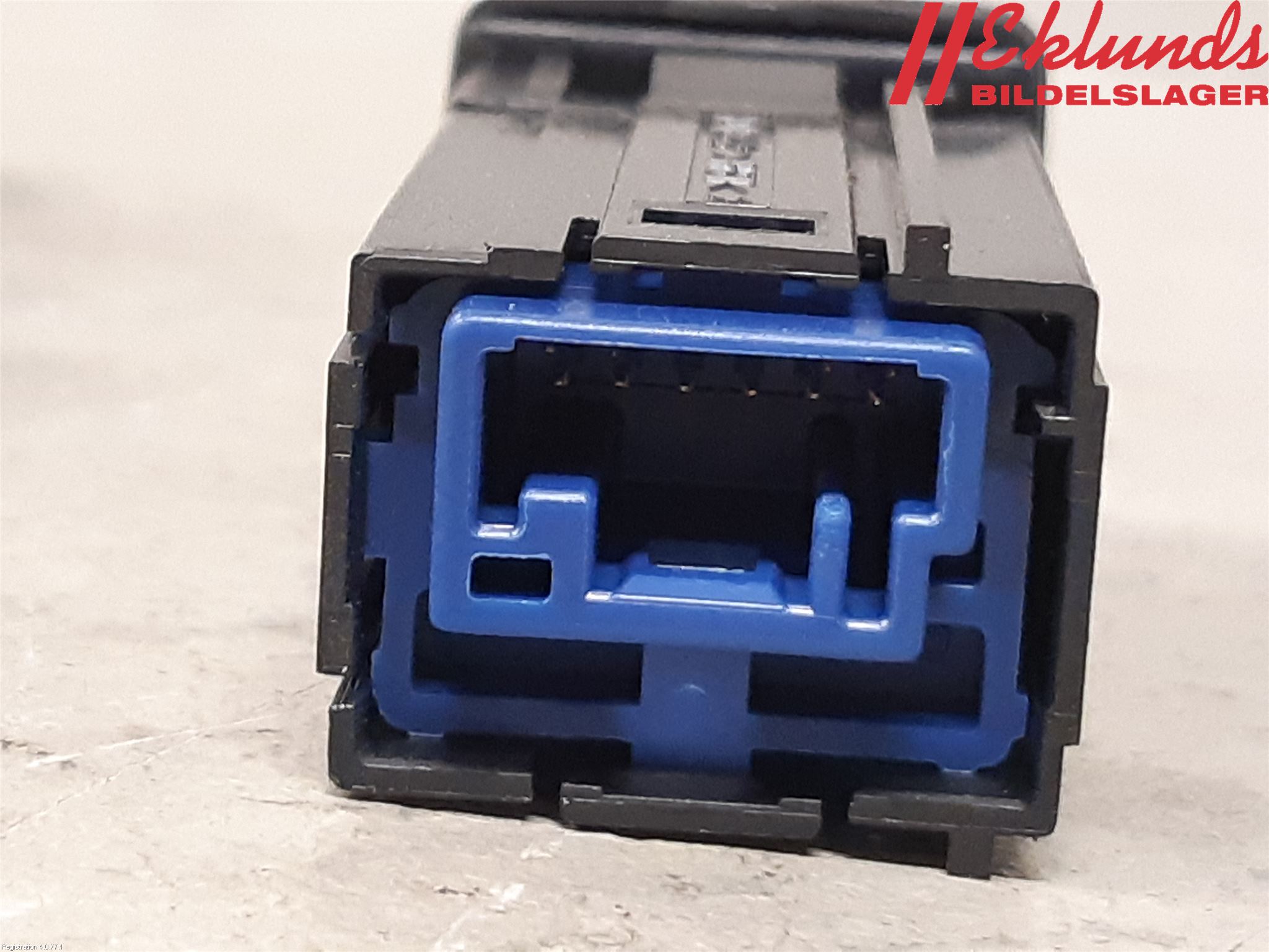 Toyota COROLLA 19- Strömställare Stolvärme