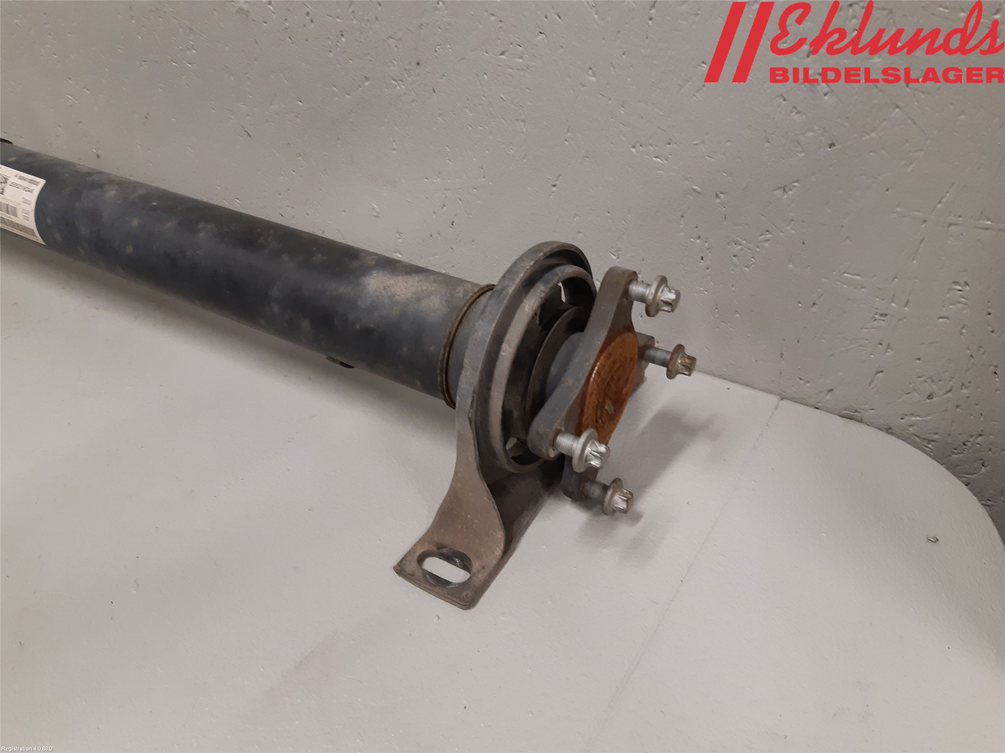 Volkswagen VW CRAFTER 06-16 Mellanaxel Främre