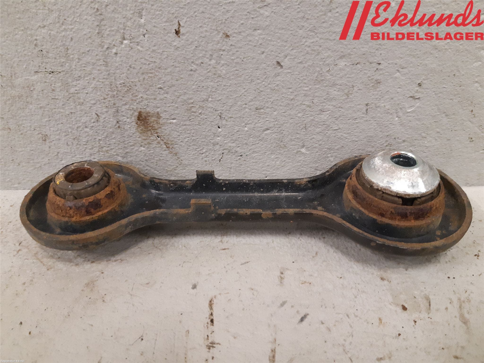 Ford MUSTANG VI 15-22 Bärarm Bak Vä-Hö