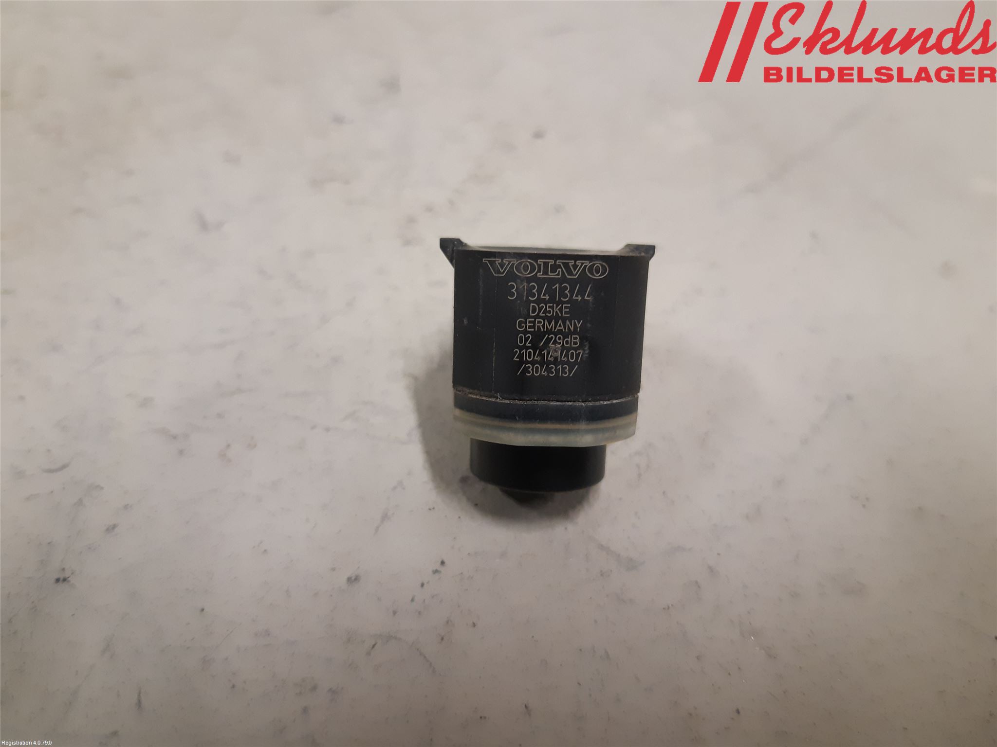 Volvo V40 CROSS COUNTRY 13-19 Parkeringshjälp Backsensor