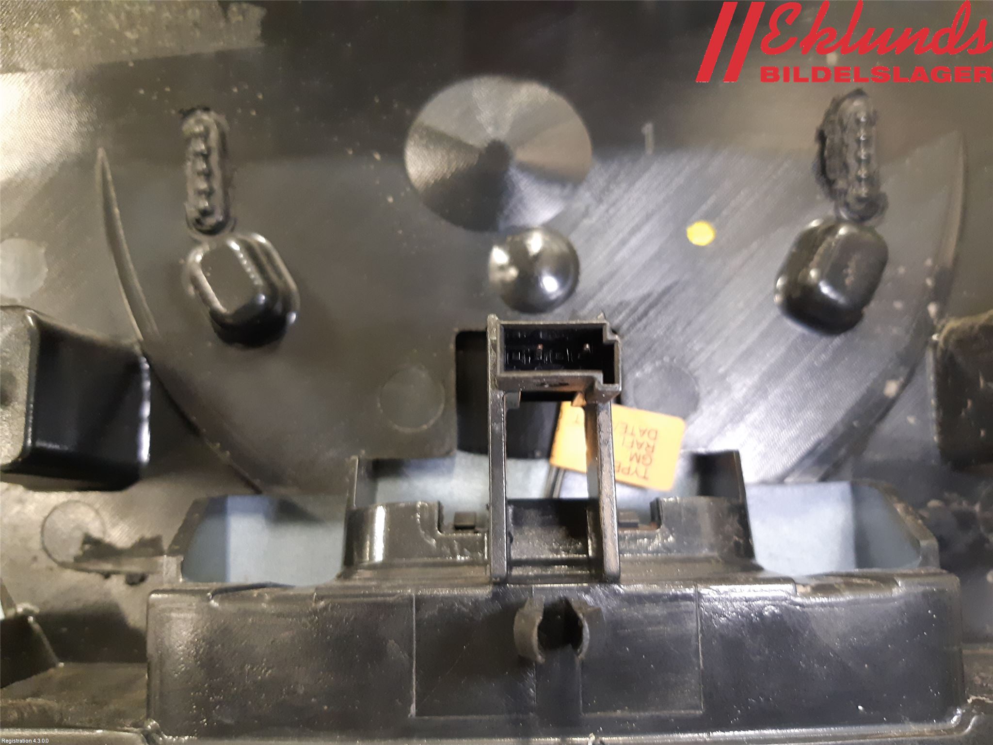 Opel ASTRA J 10-15 Bakluckehandtag