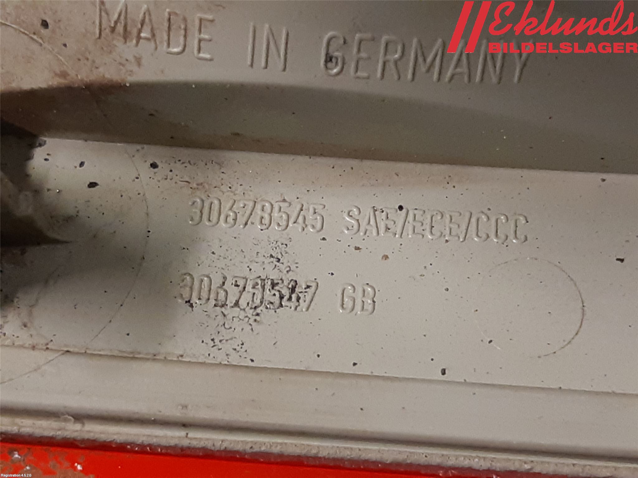 Volvo XC70 08-13 Bakljus Lucka Vä