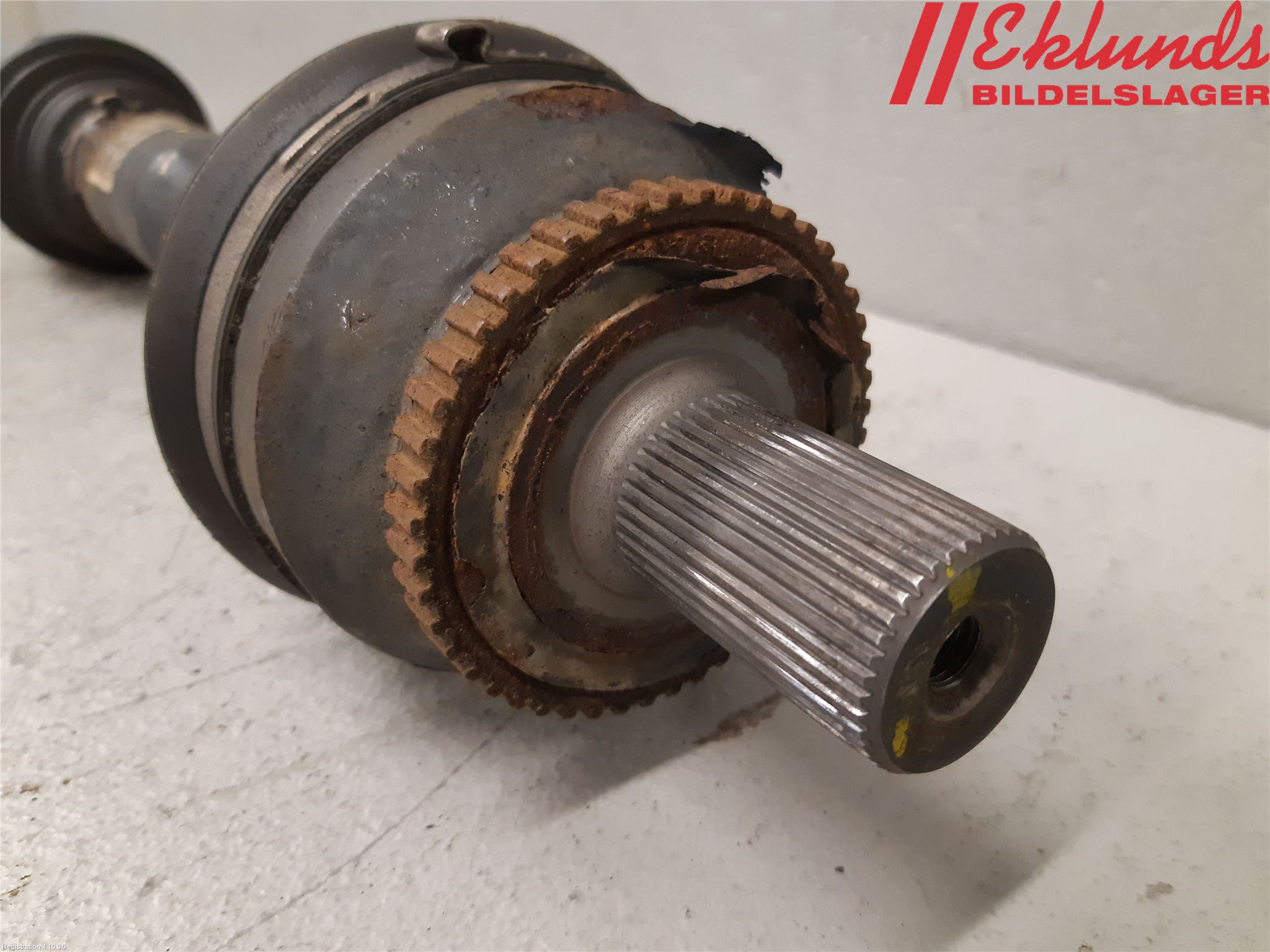 Volvo XC90 07-14 Drivaxel Fram Höger