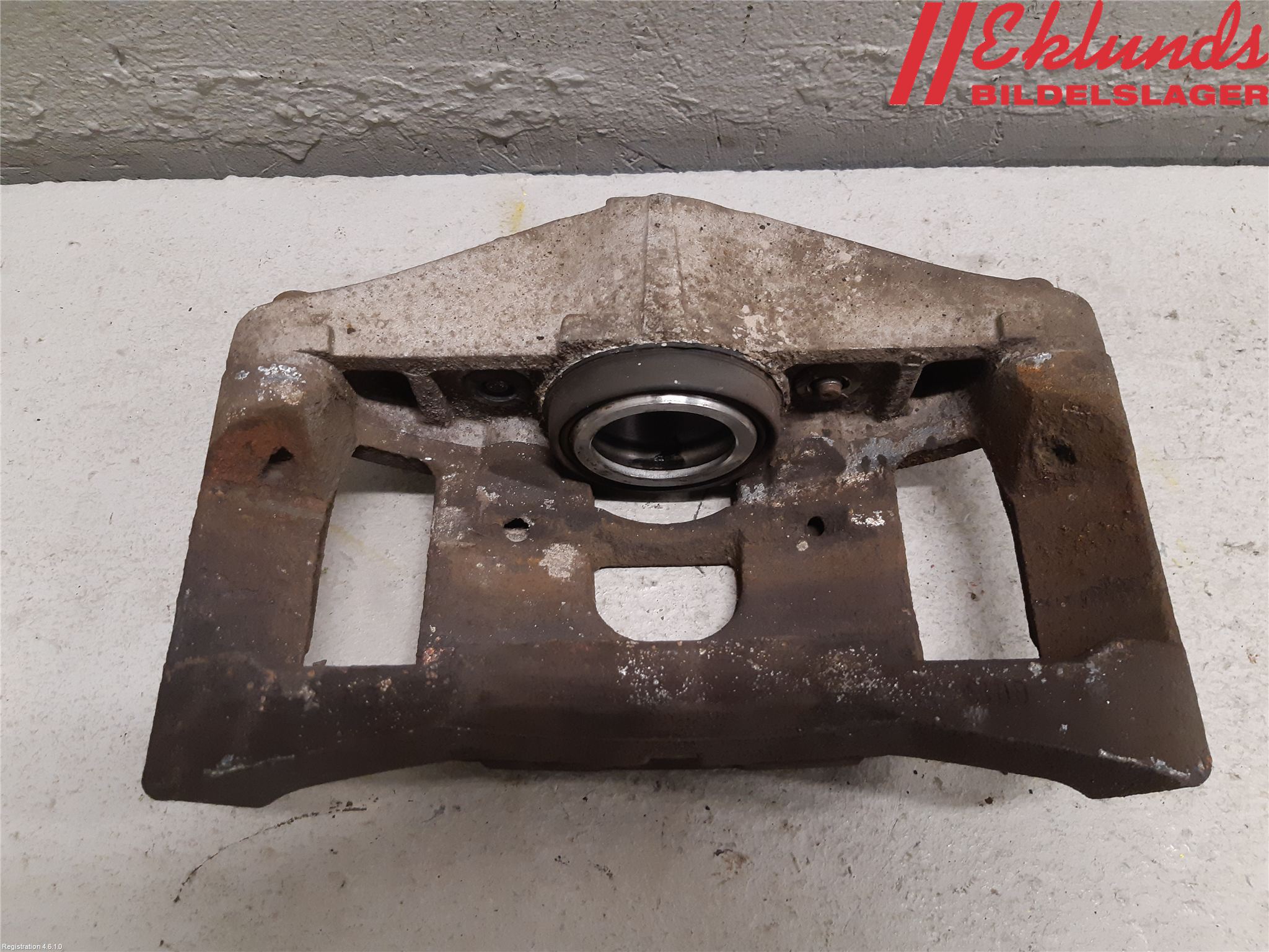 Audi A6/S6     05-11 Bromsok Fram Höger