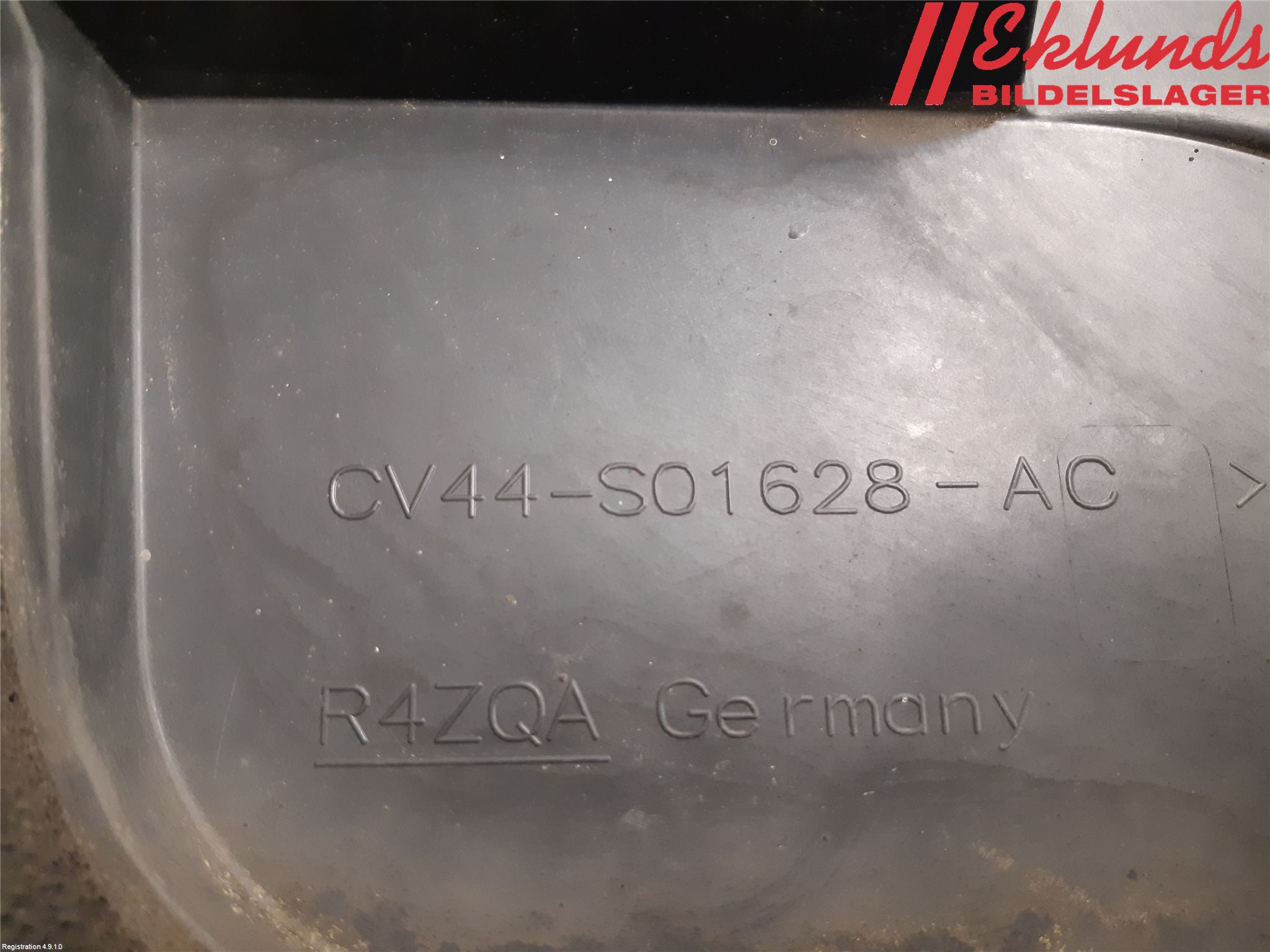 Ford KUGA 17-19 Torpedplåt-Torpedplast