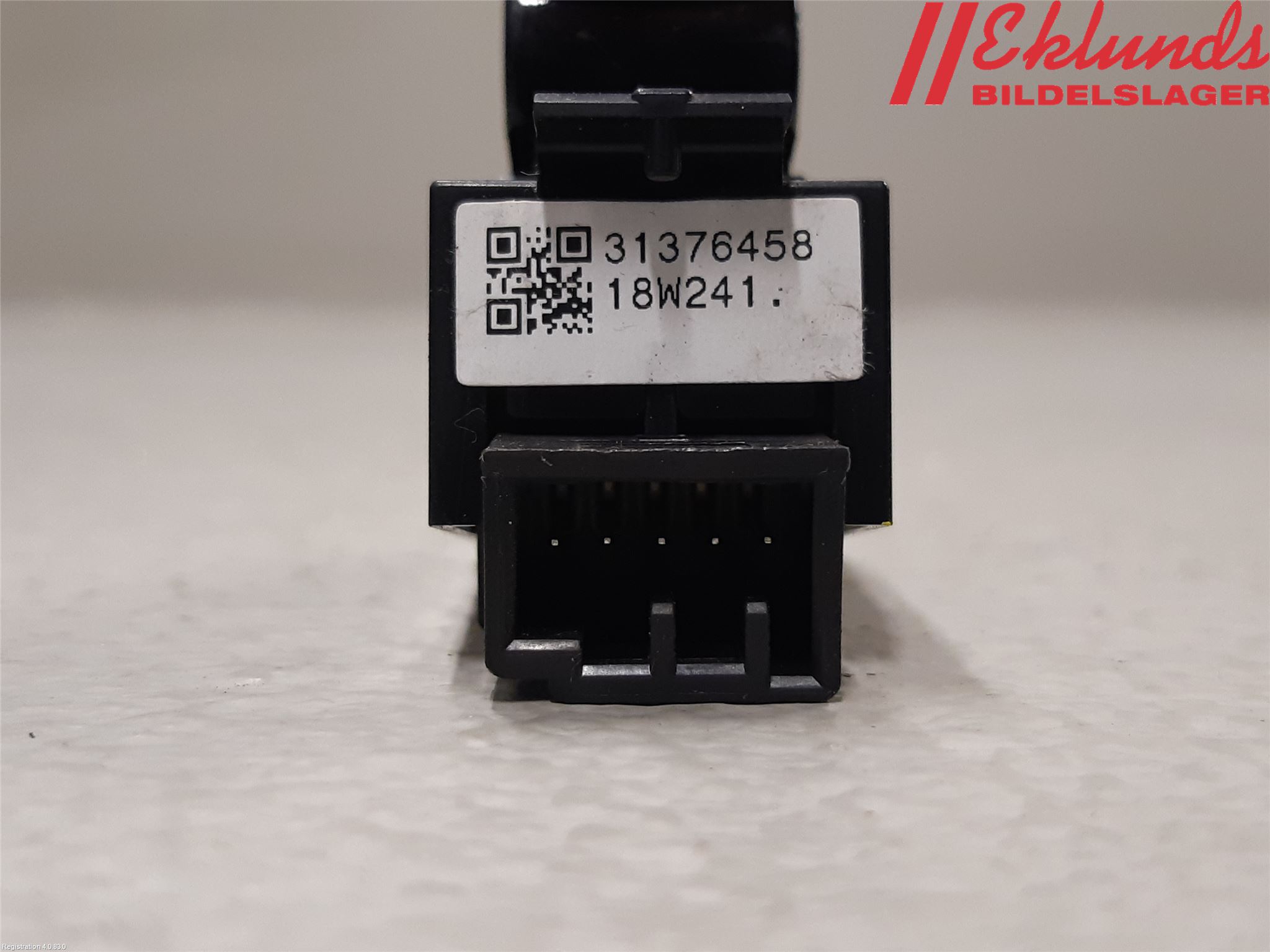 Volvo V90 17->> Strömställare Elhiss