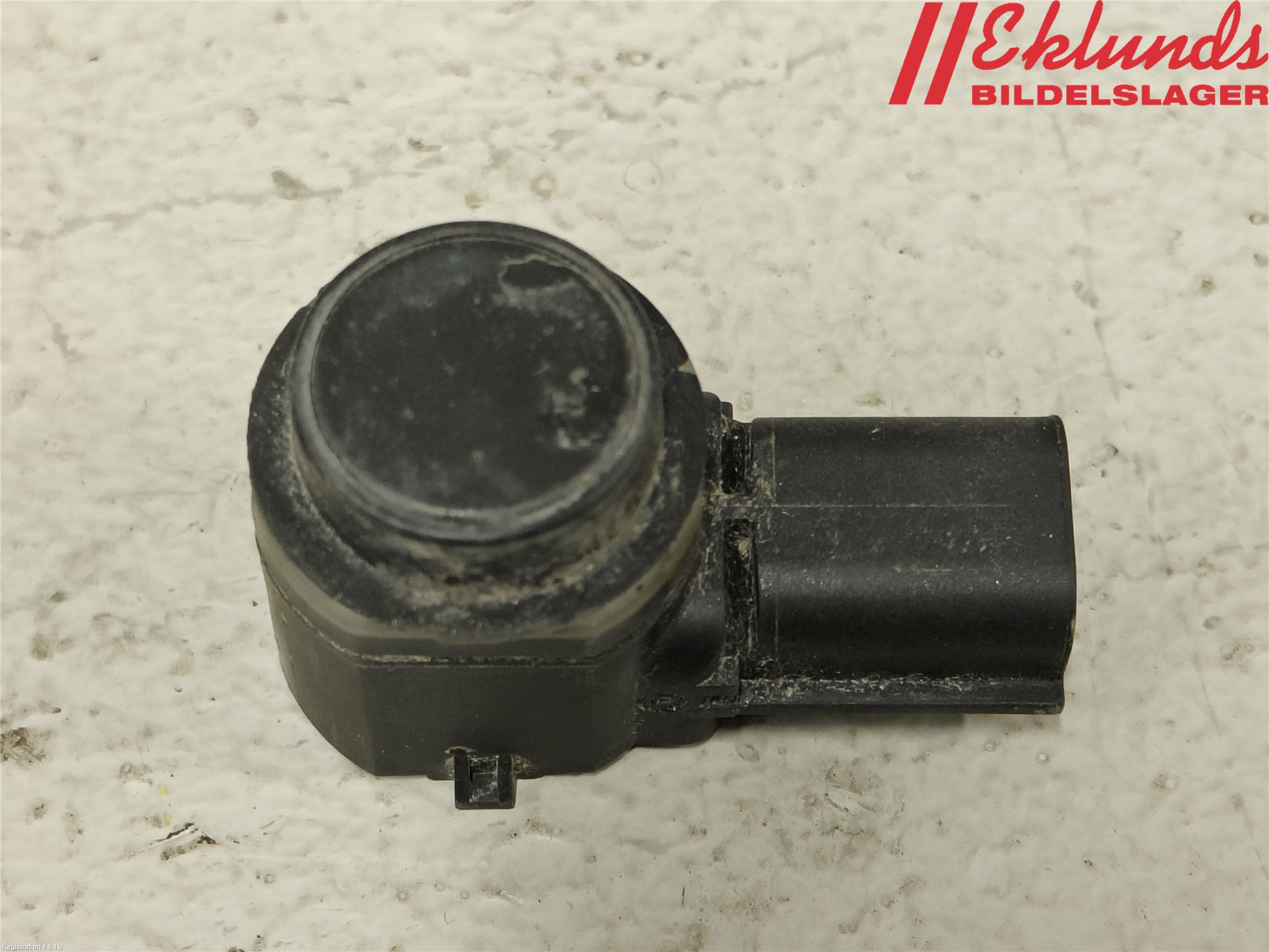 Ford KUGA 17-19 Parkeringshjälp Backsensor