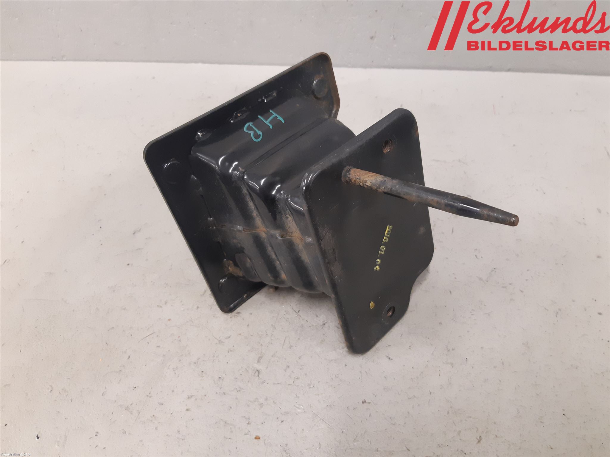 Hyundai i10 BA 14-16 Stötfångarbärjärn Bak