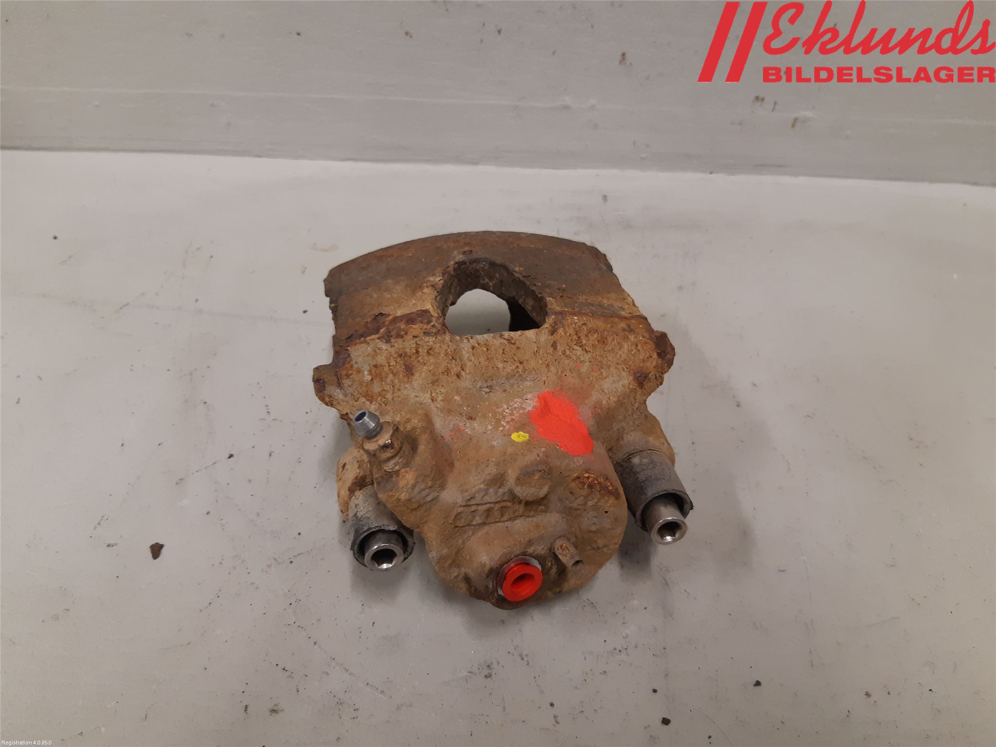 Volkswagen VW CADDY 11-15 Bromsok Fram Vänster