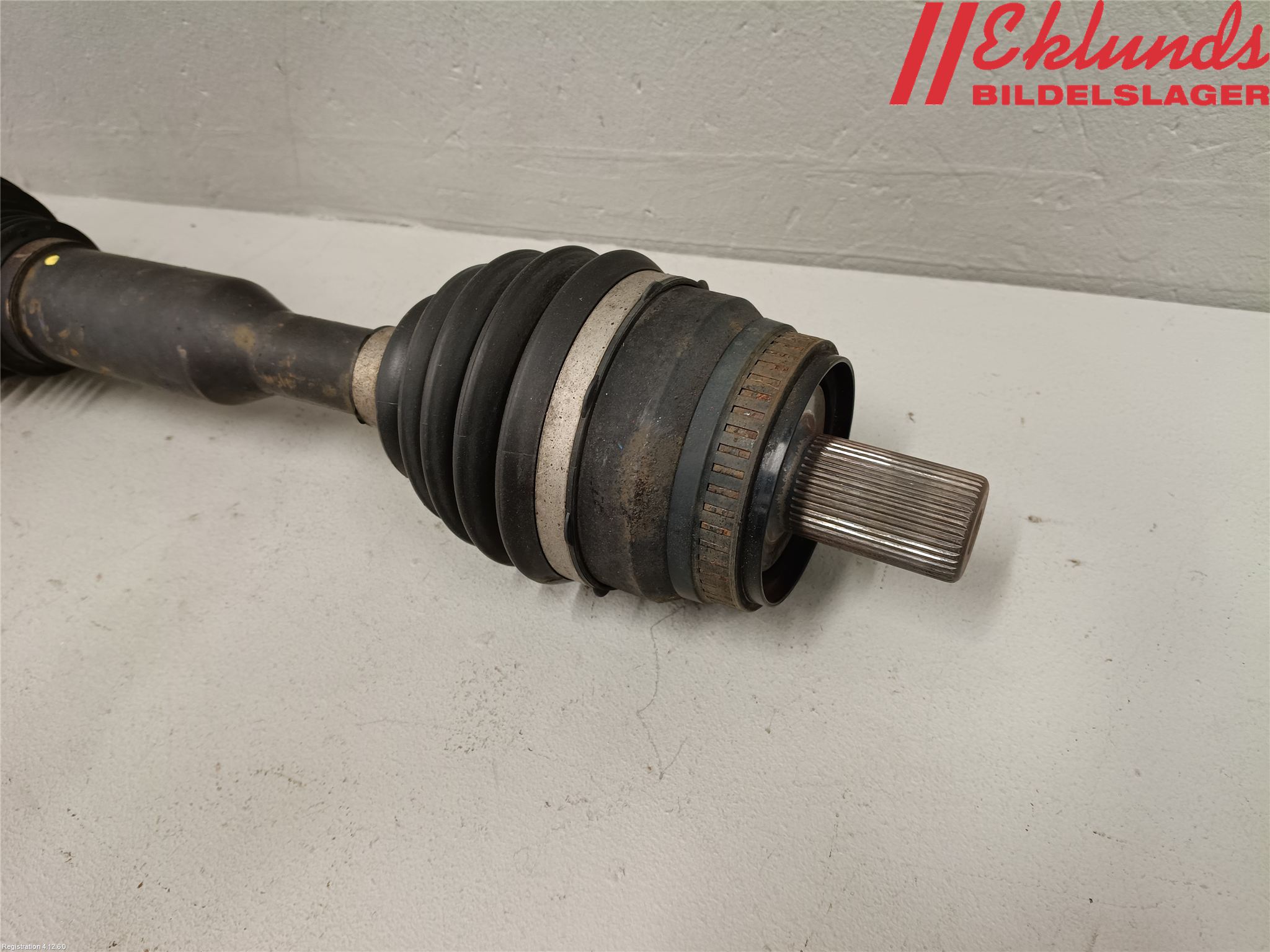 Volvo XC90 07-14 Drivaxel Fram Höger